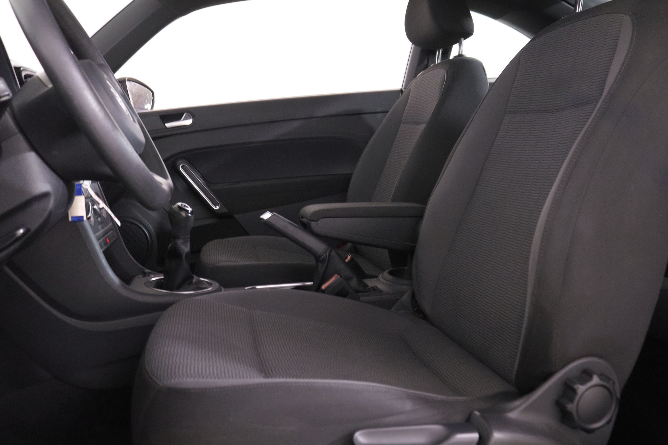 Volkswagen Beetle 1.2 TSI - foto 18