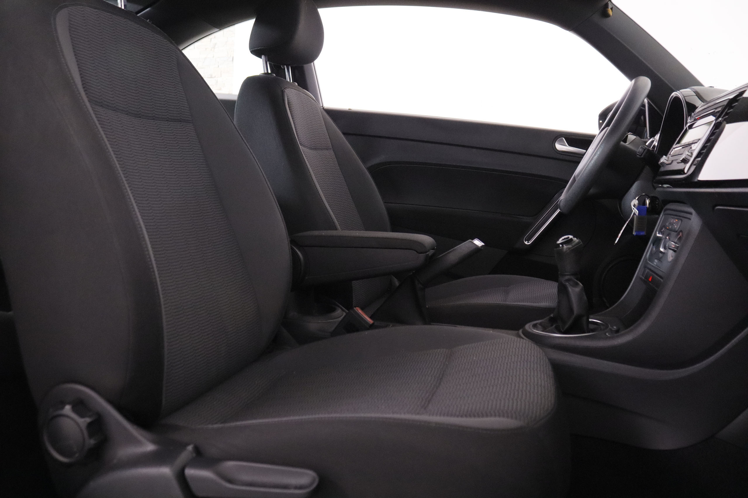 Volkswagen Beetle 1.2 TSI - foto 19