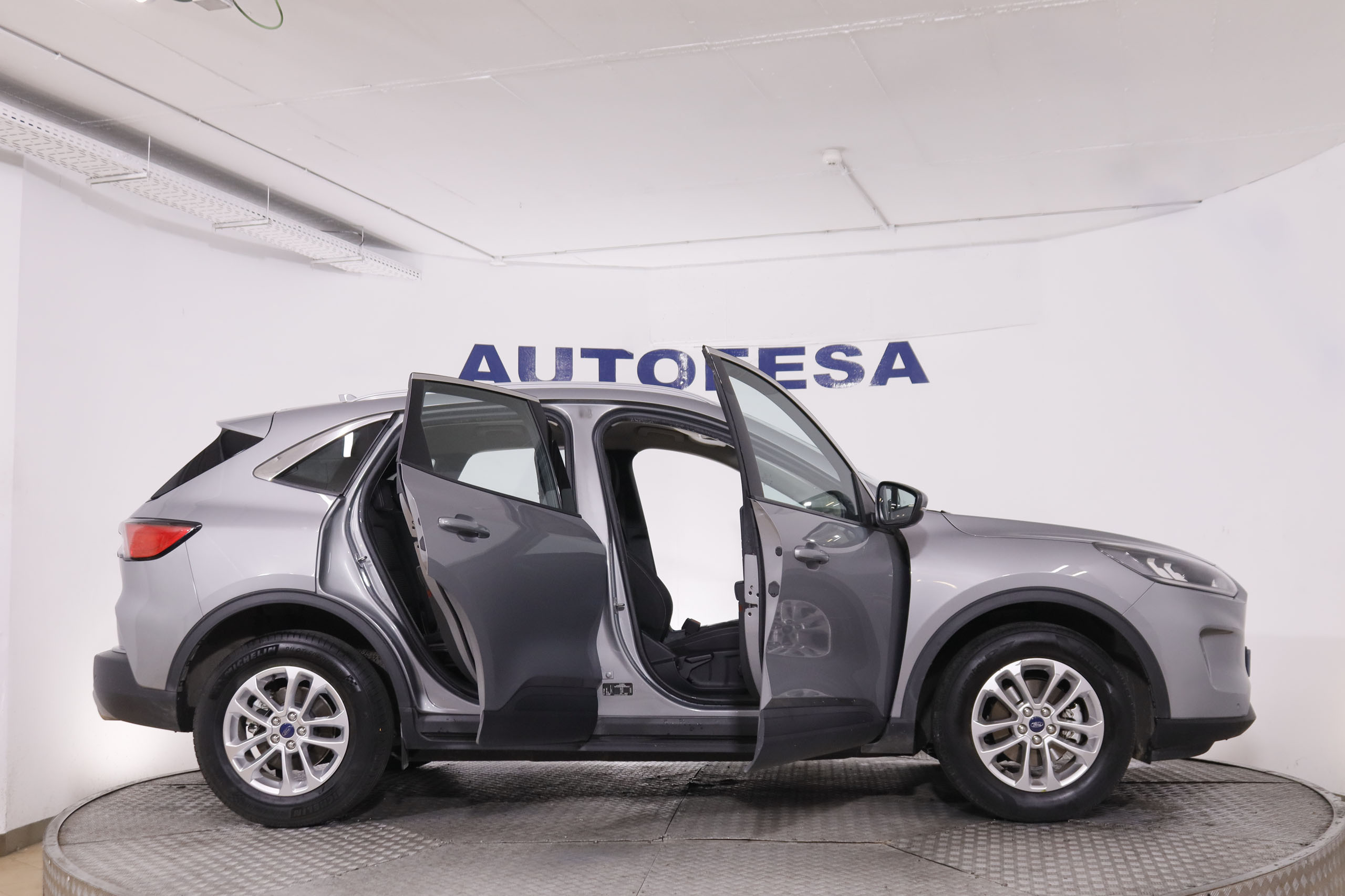 Ford Kuga 2.5 Fhev Duratec Titanium - foto 10