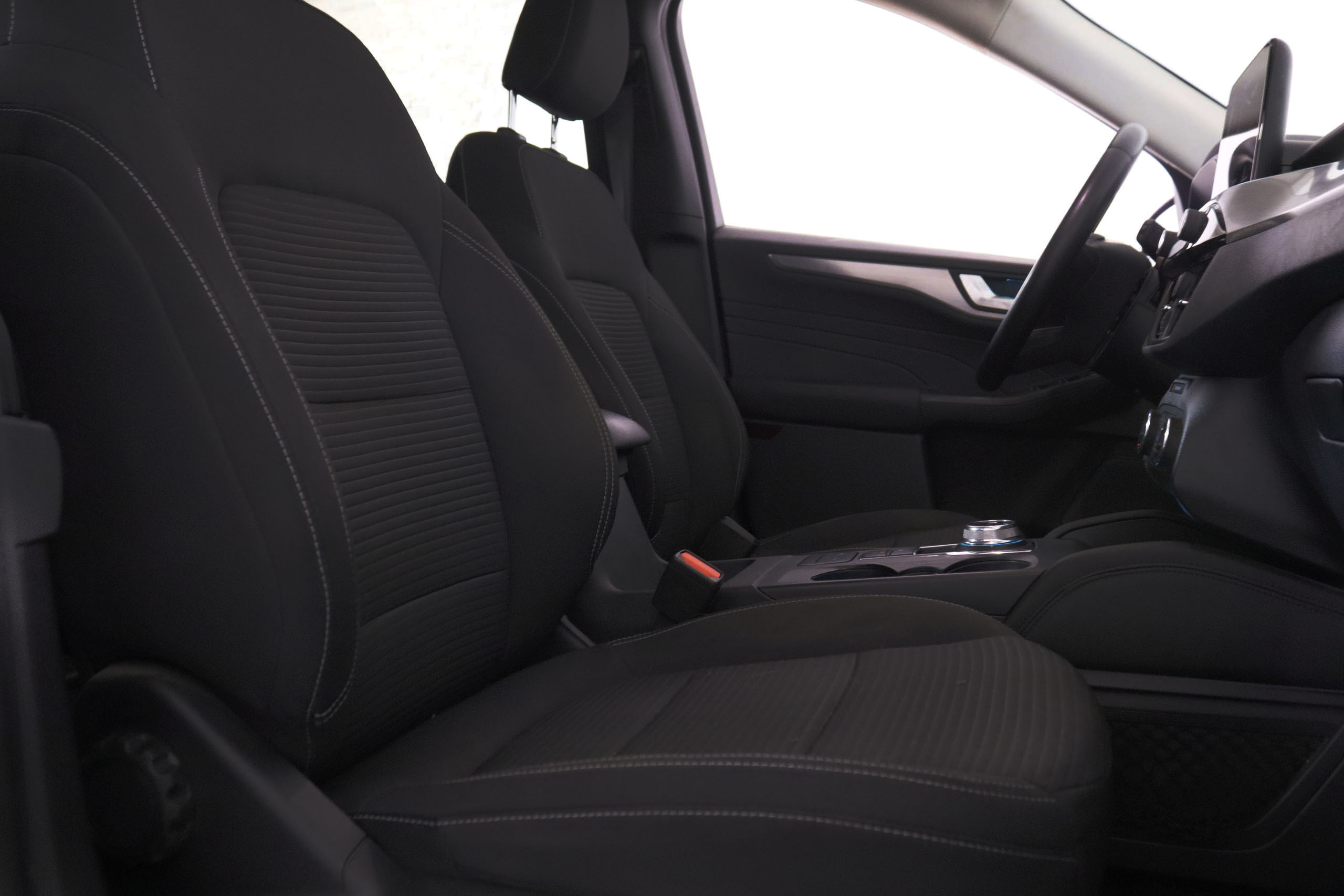 Ford Kuga 2.5 Fhev Duratec Titanium - foto 20