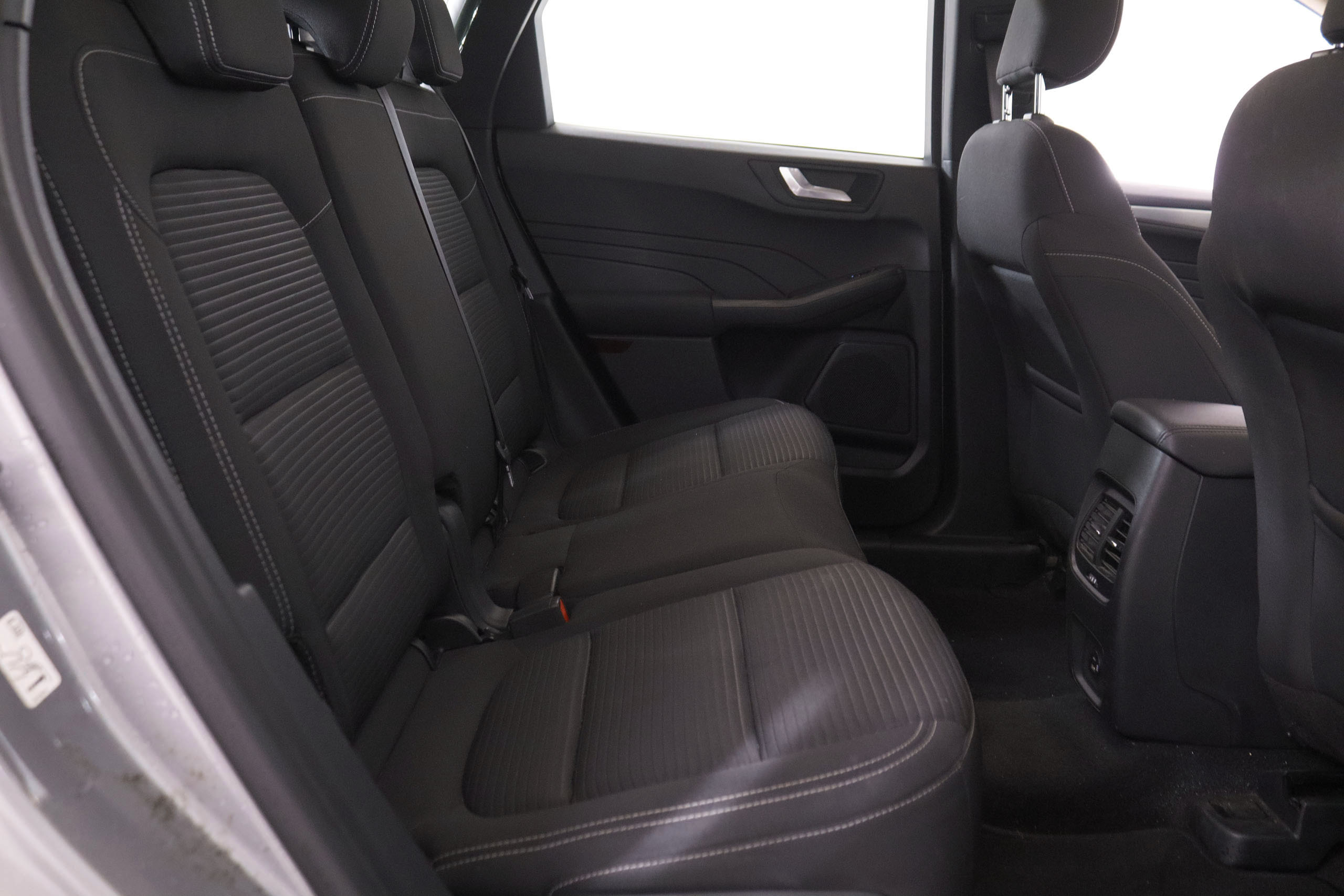 Ford Kuga 2.5 Fhev Duratec Titanium - foto 21