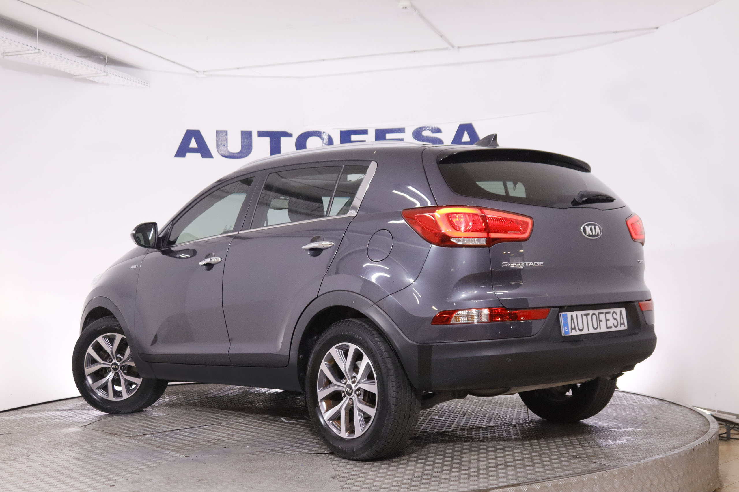 Kia Sportage 2.0 CRDi 4x4 - foto 9