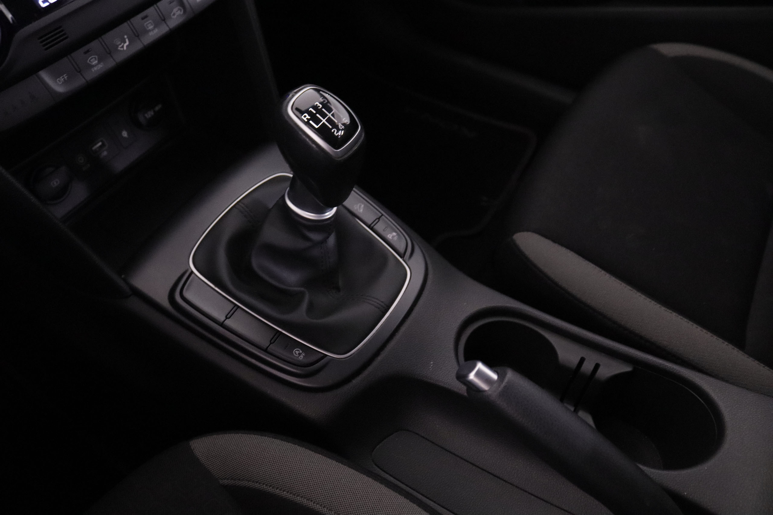 Hyundai Kona 1.6 CRDi Tecno - foto 16
