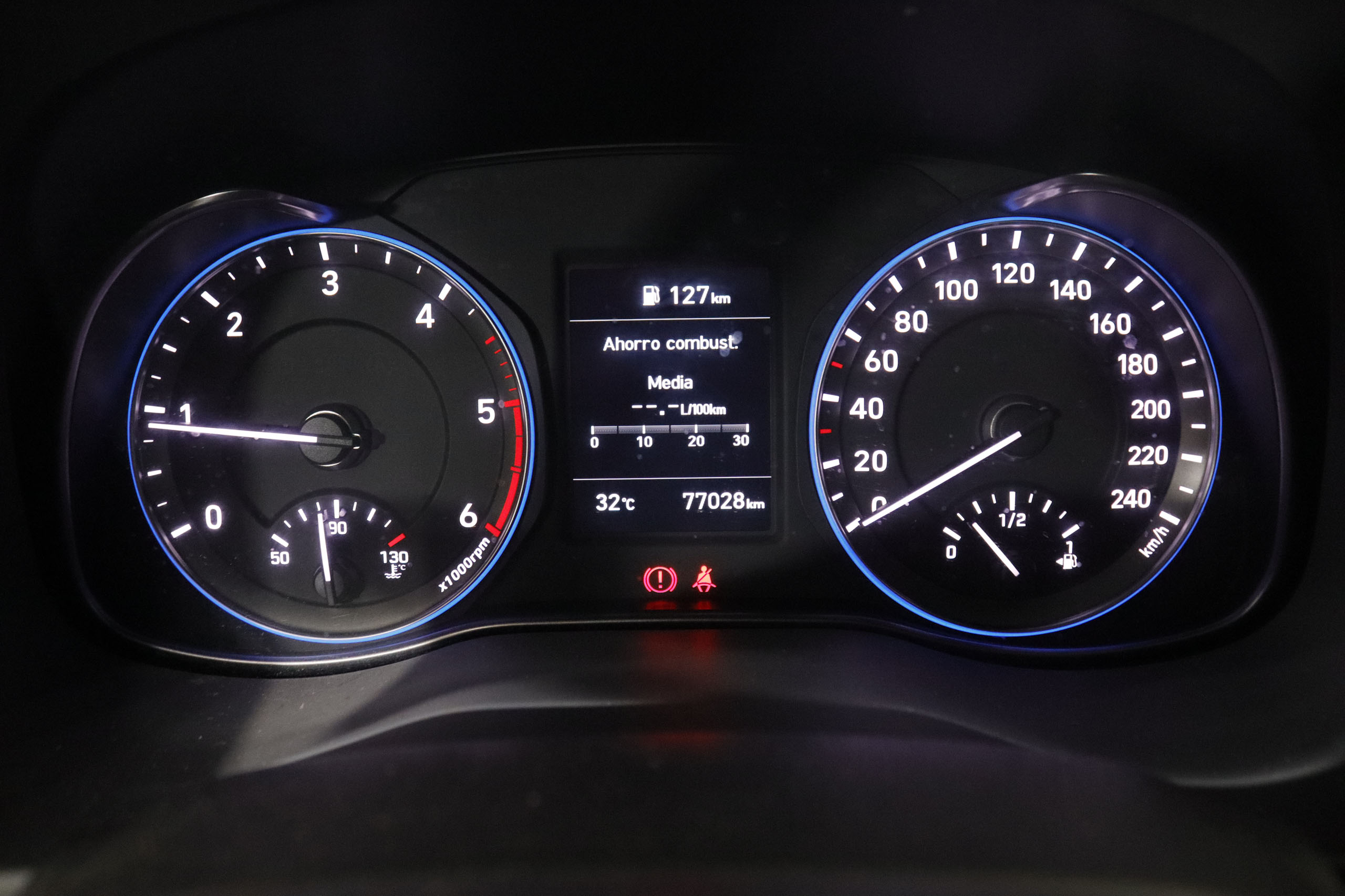 Hyundai Kona 1.6 CRDi Tecno - foto 15