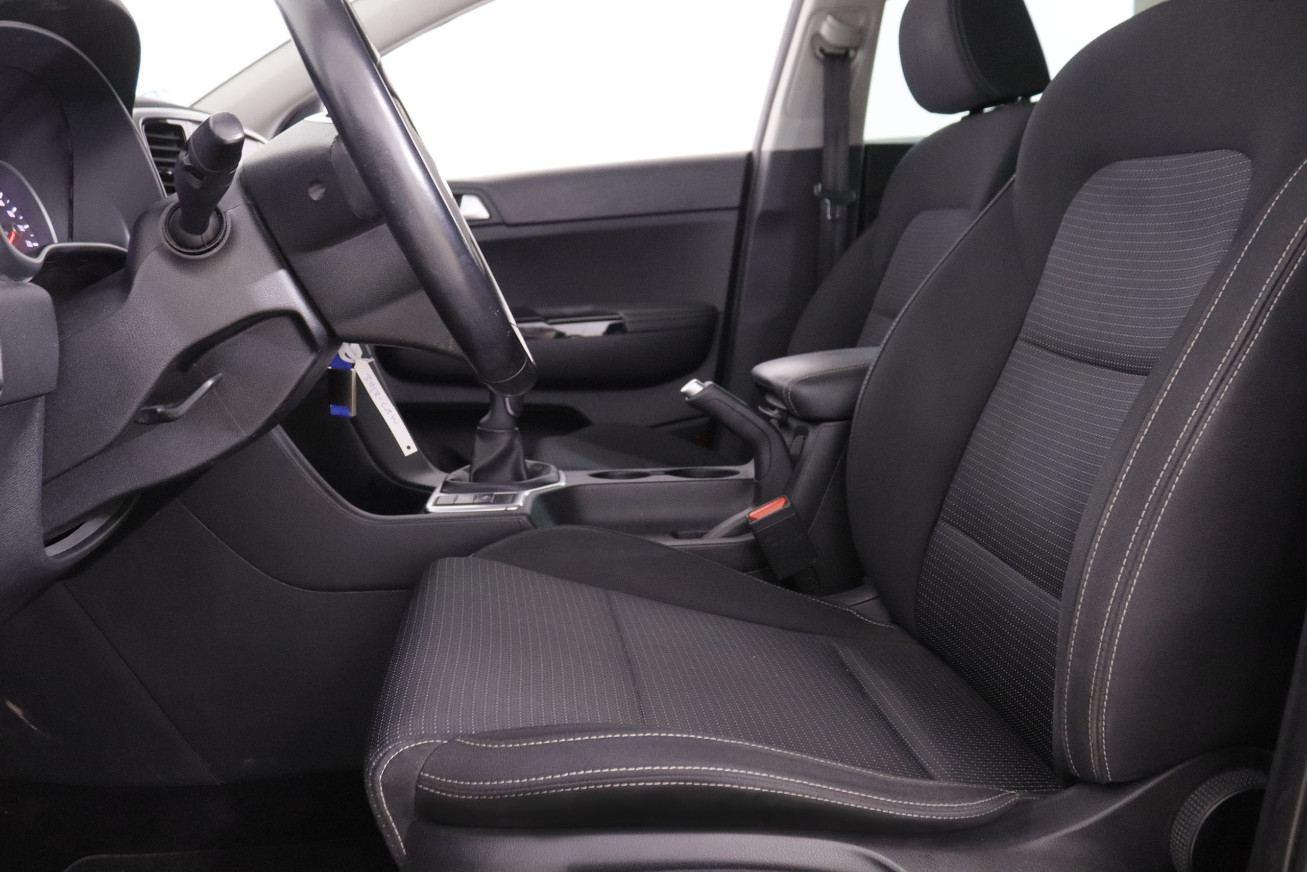 Kia Sportage 1.6 Diesel MHEV Drive 4x2 4x2 - foto 17