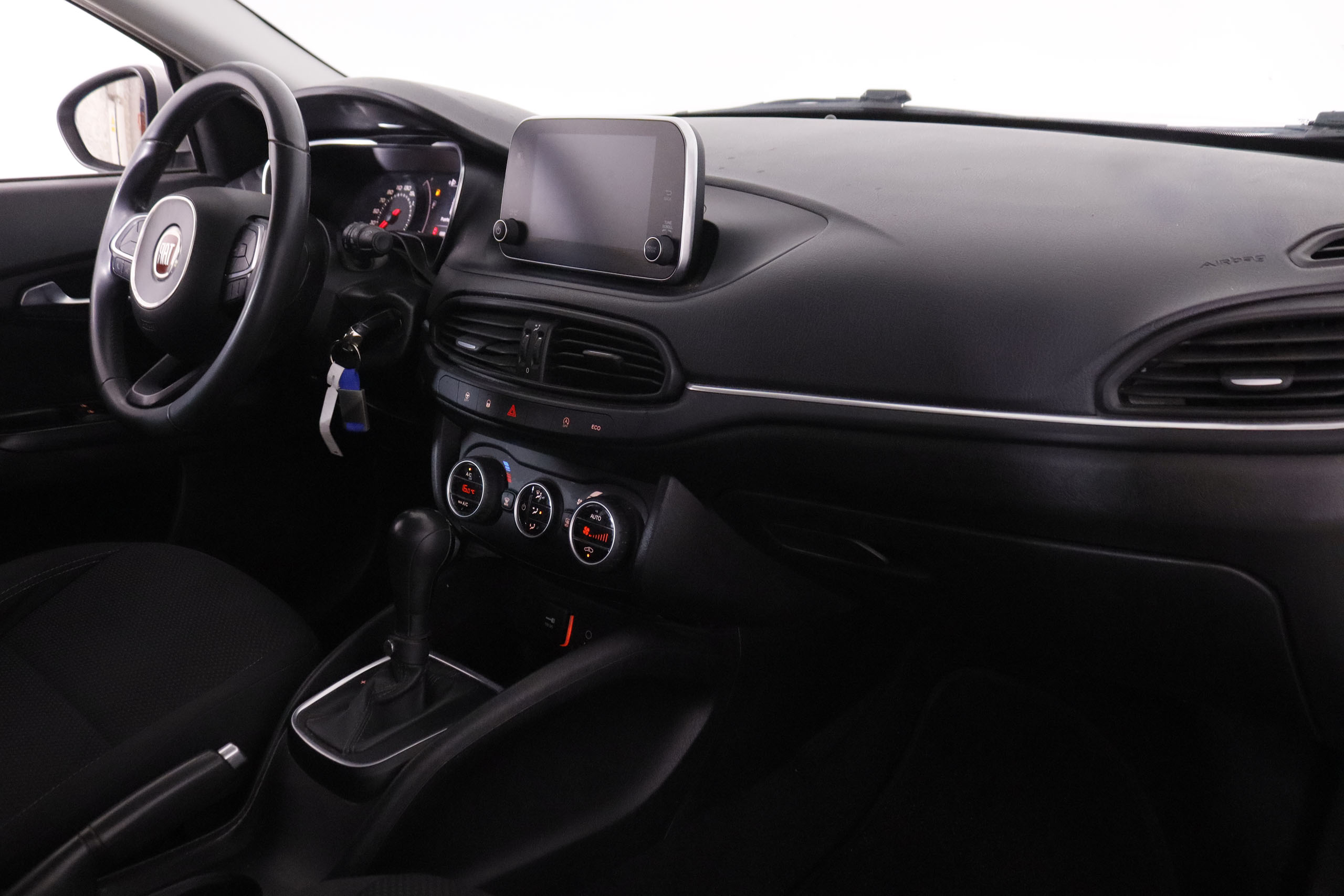 Fiat Tipo 1.6 MultiJet Lounge - foto 12