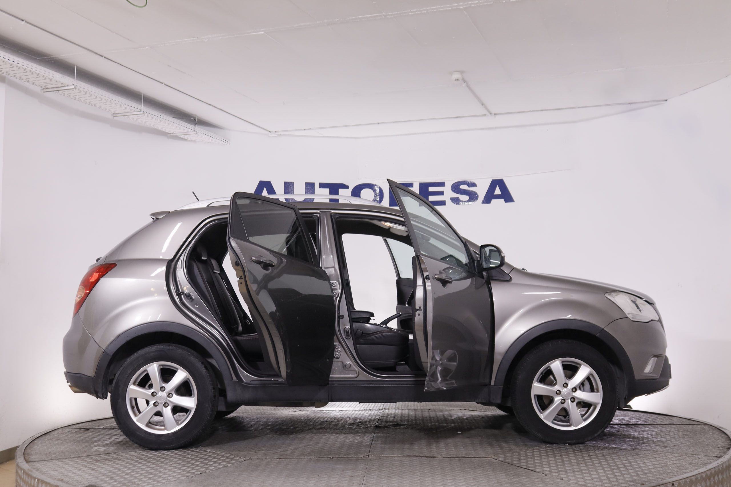 SsangYong Korando D20T Premium Plus 4x2 - foto 9