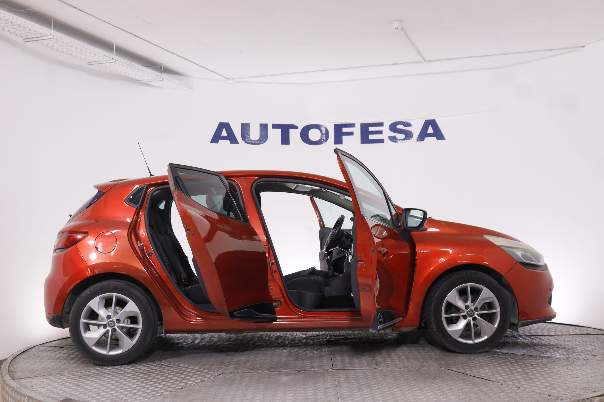 Renault Clio 0.9 TCe Limited - foto 10