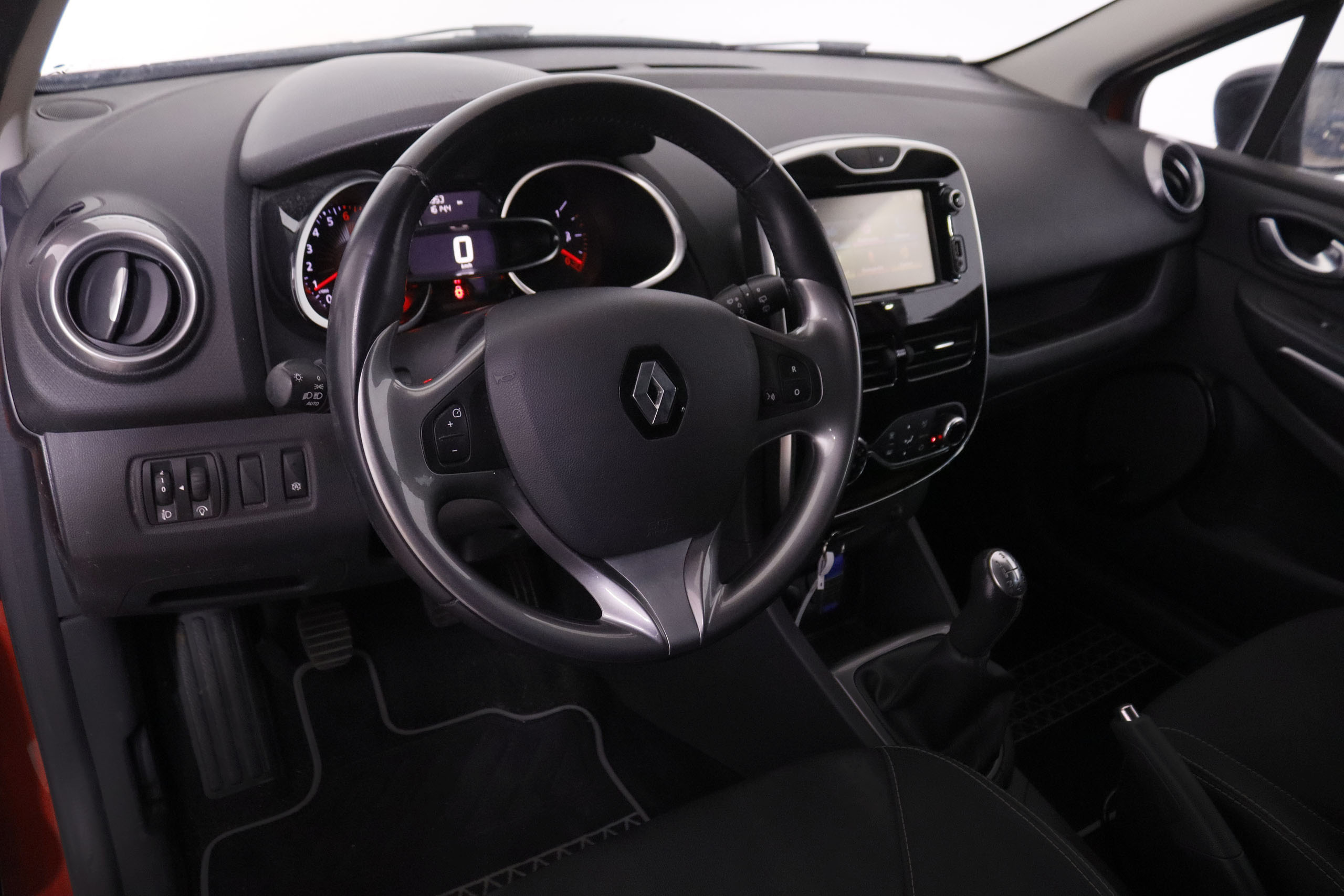 Renault Clio 0.9 TCe Limited - foto 11