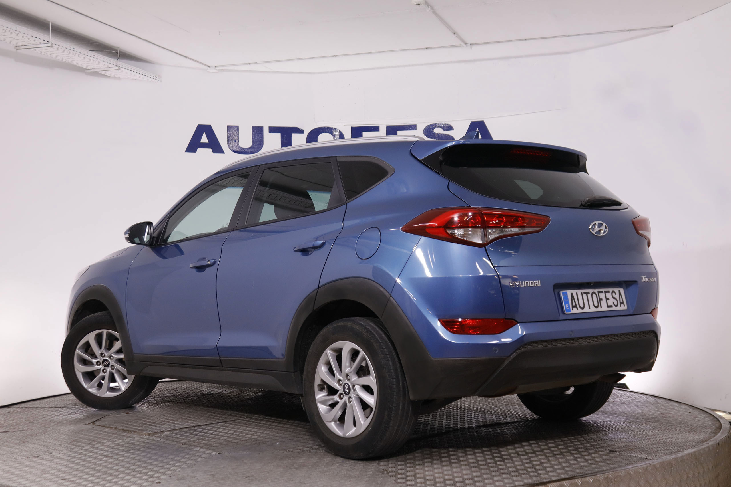 Hyundai Tucson 1.7 CRDi 4x2 - foto 5