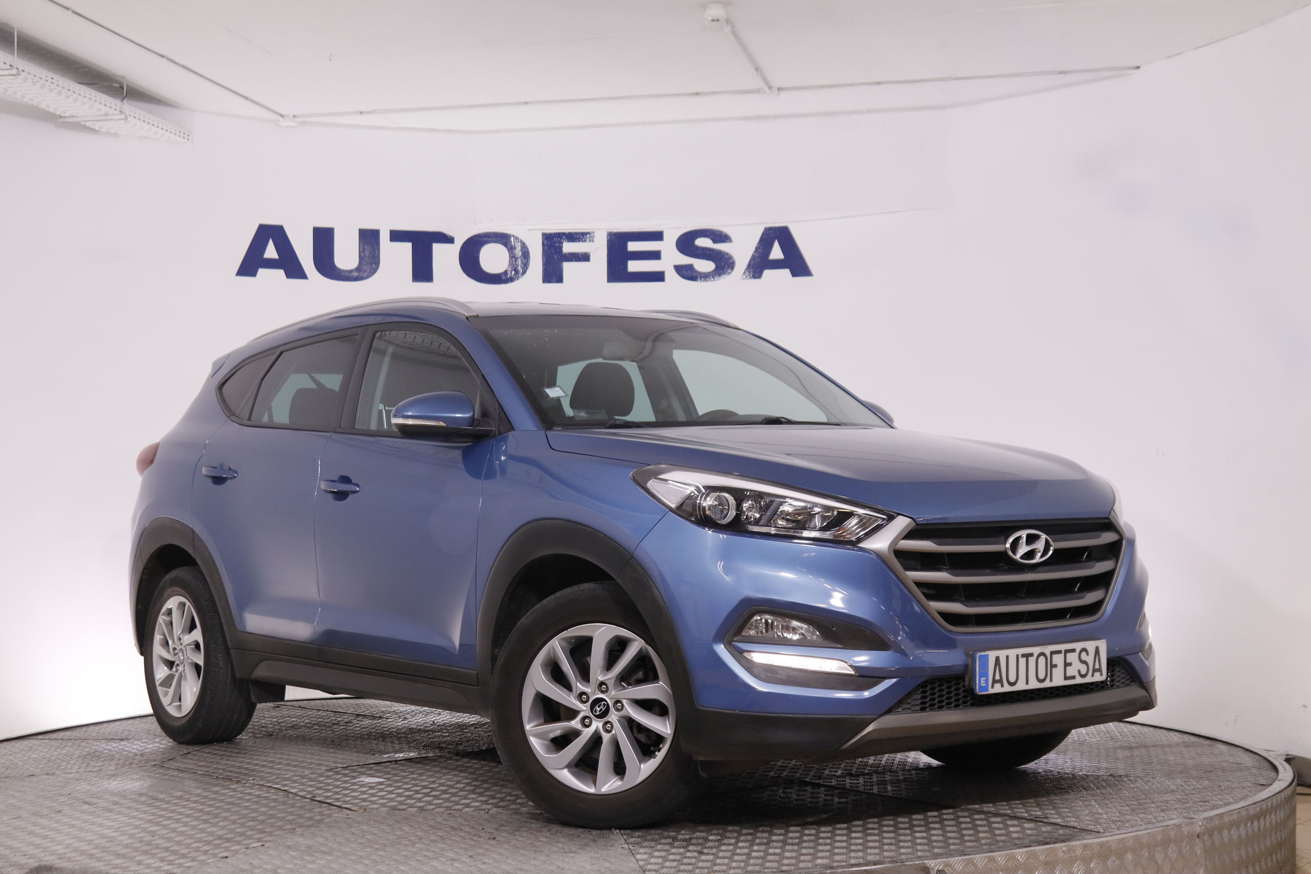 Hyundai Tucson 1.7 CRDi 4x2 - foto 3
