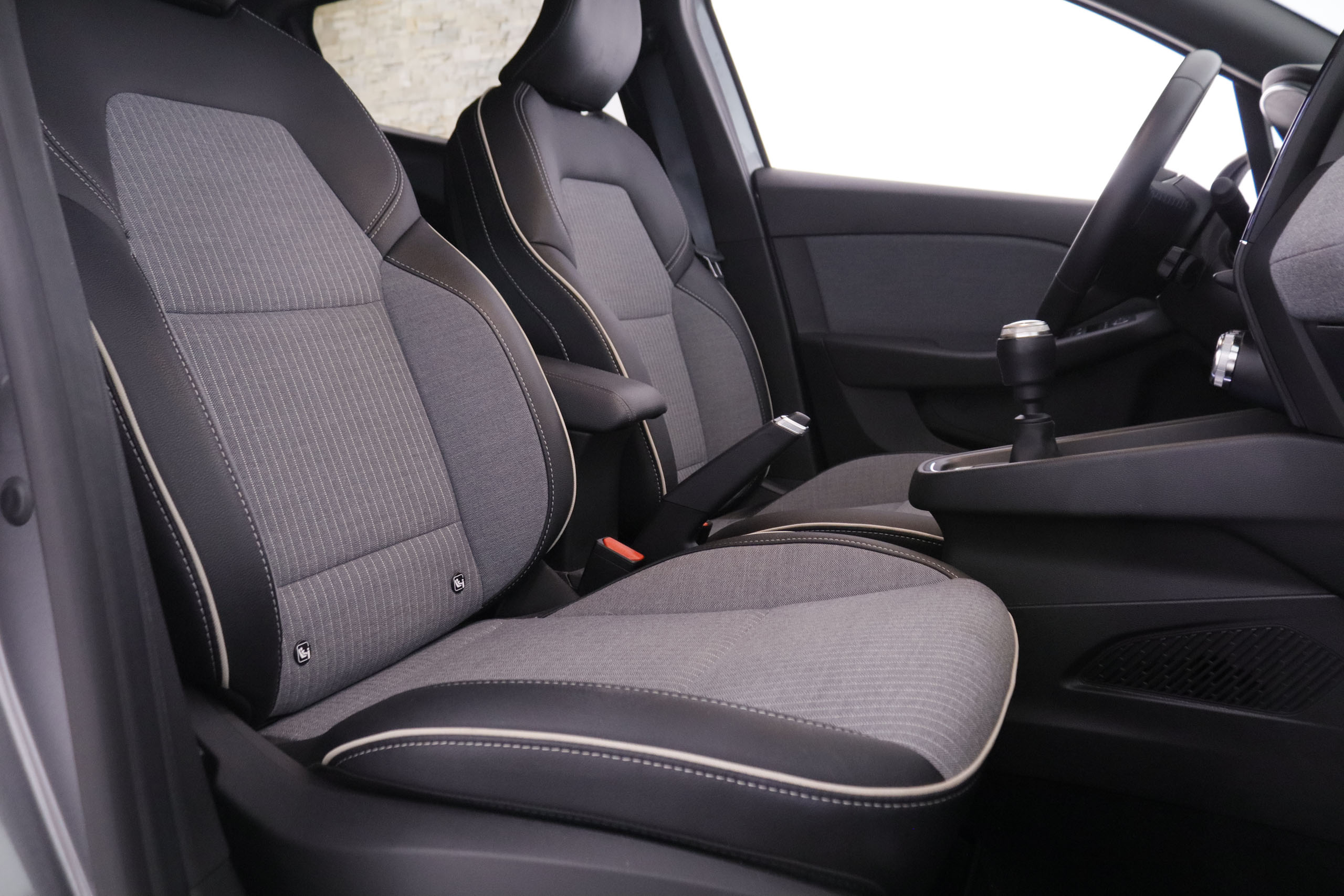 Renault Clio 1.0 TCe Techno - foto 23