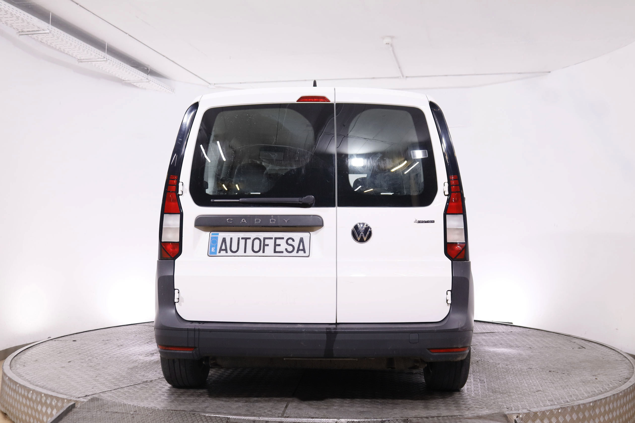 Volkswagen Caddy 2.0 TDI 4Motion - foto 6