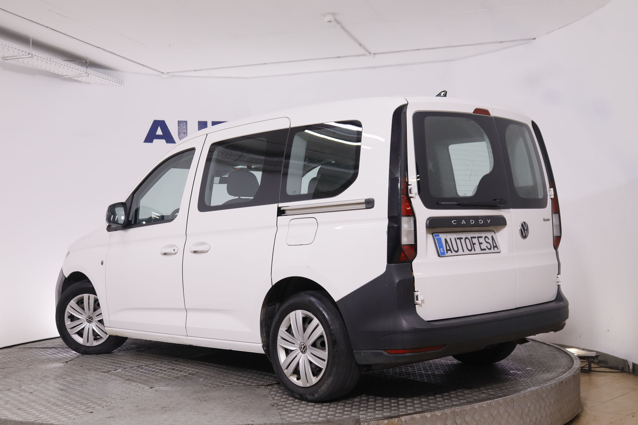 Volkswagen Caddy 2.0 TDI 4Motion - foto 7