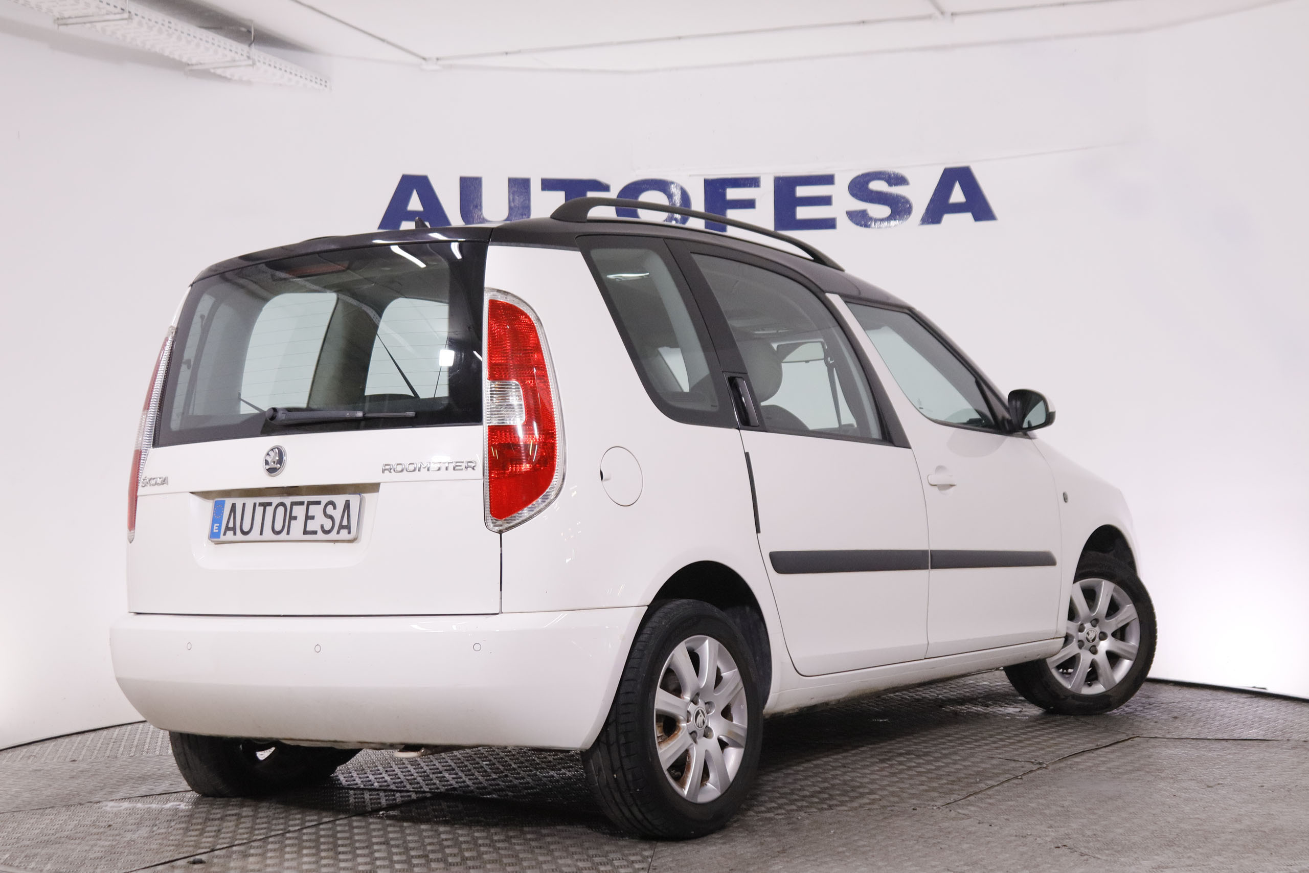 Škoda Roomster 1.2 TSI - foto 6