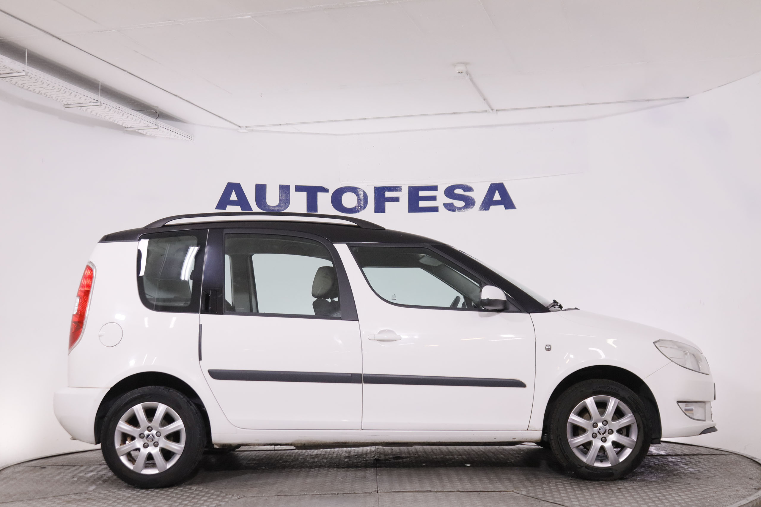 Škoda Roomster 1.2 TSI - foto 7