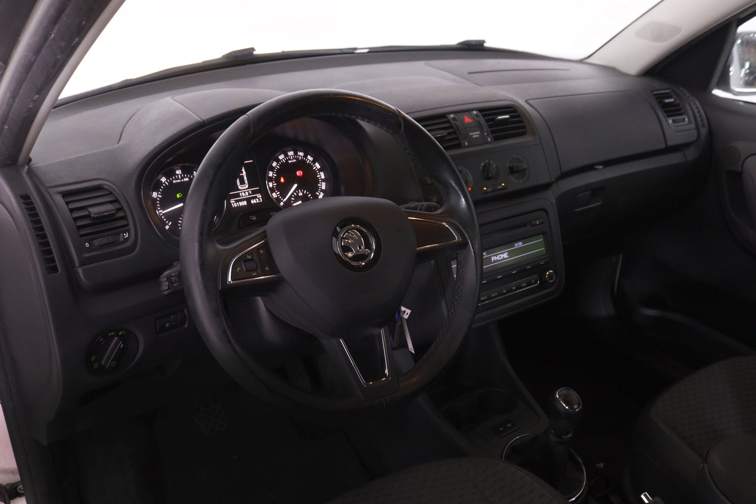 Škoda Roomster 1.2 TSI - foto 11