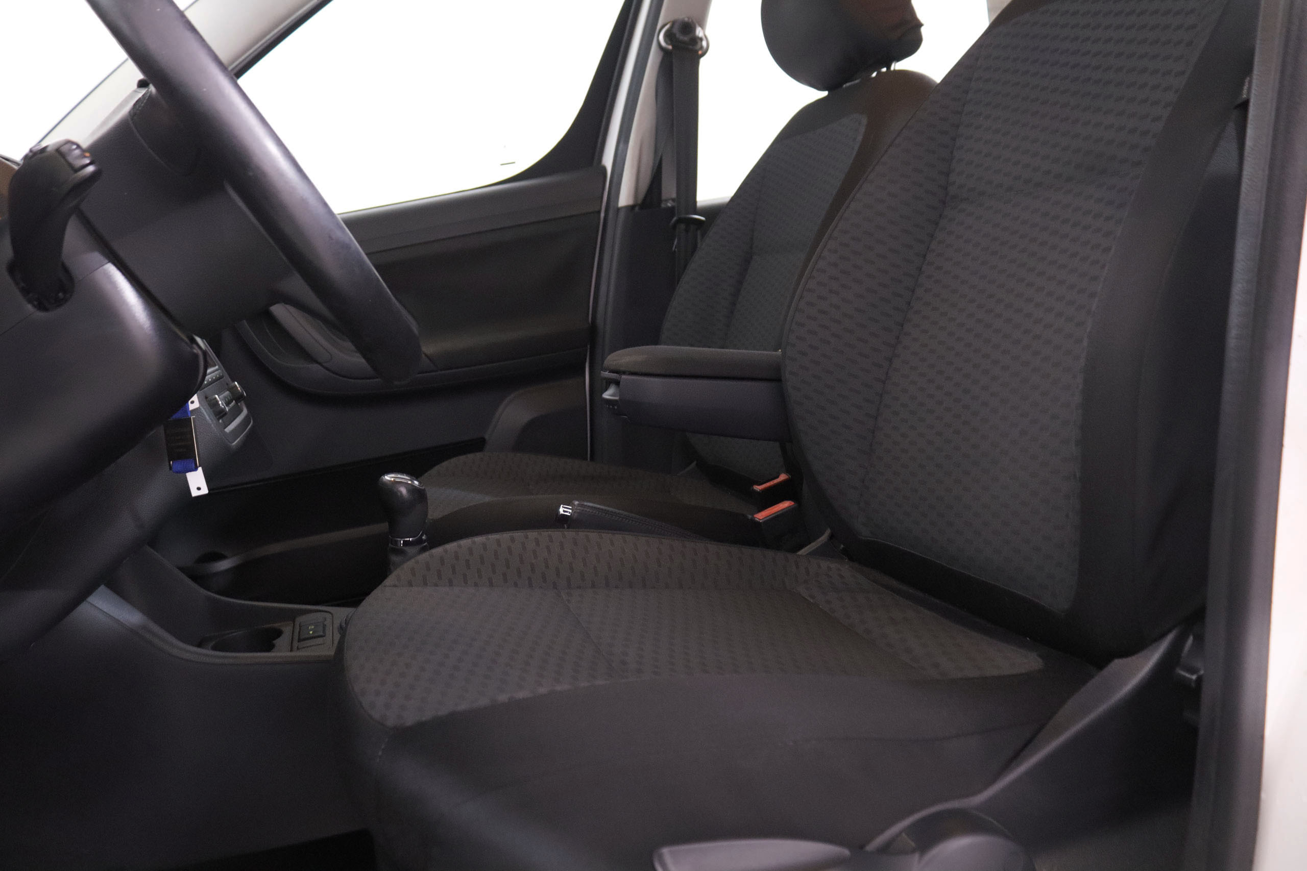 Škoda Roomster 1.2 TSI - foto 17