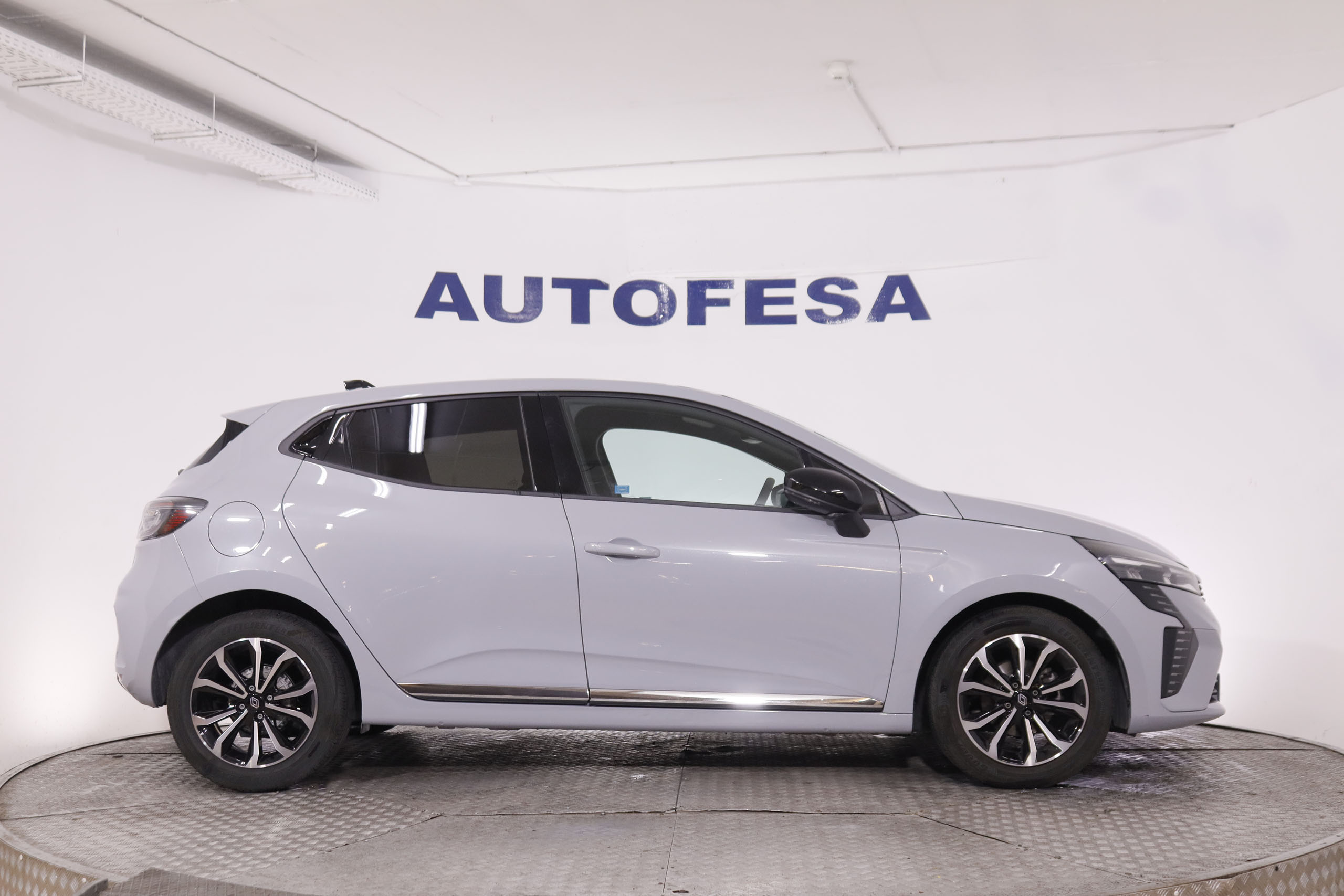 Renault Clio 1.0 TCe Techno - foto 8