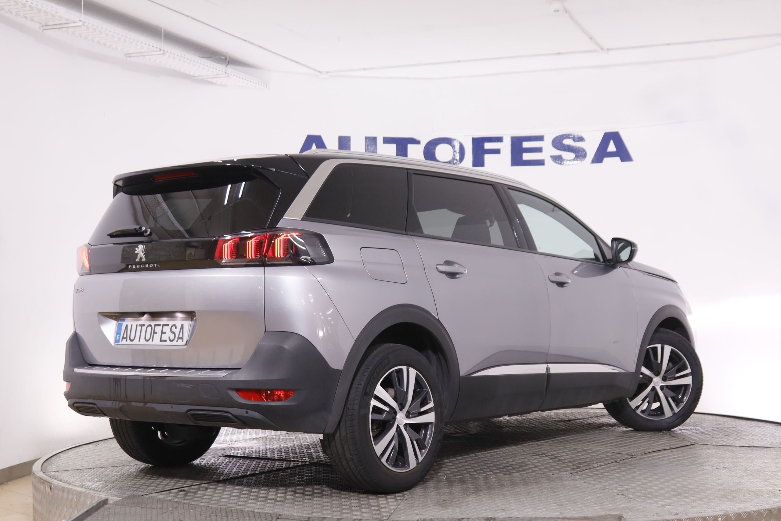 Peugeot 5008 1.5 BlueHDi Allure Pack EAT8 7 plazas - foto 5