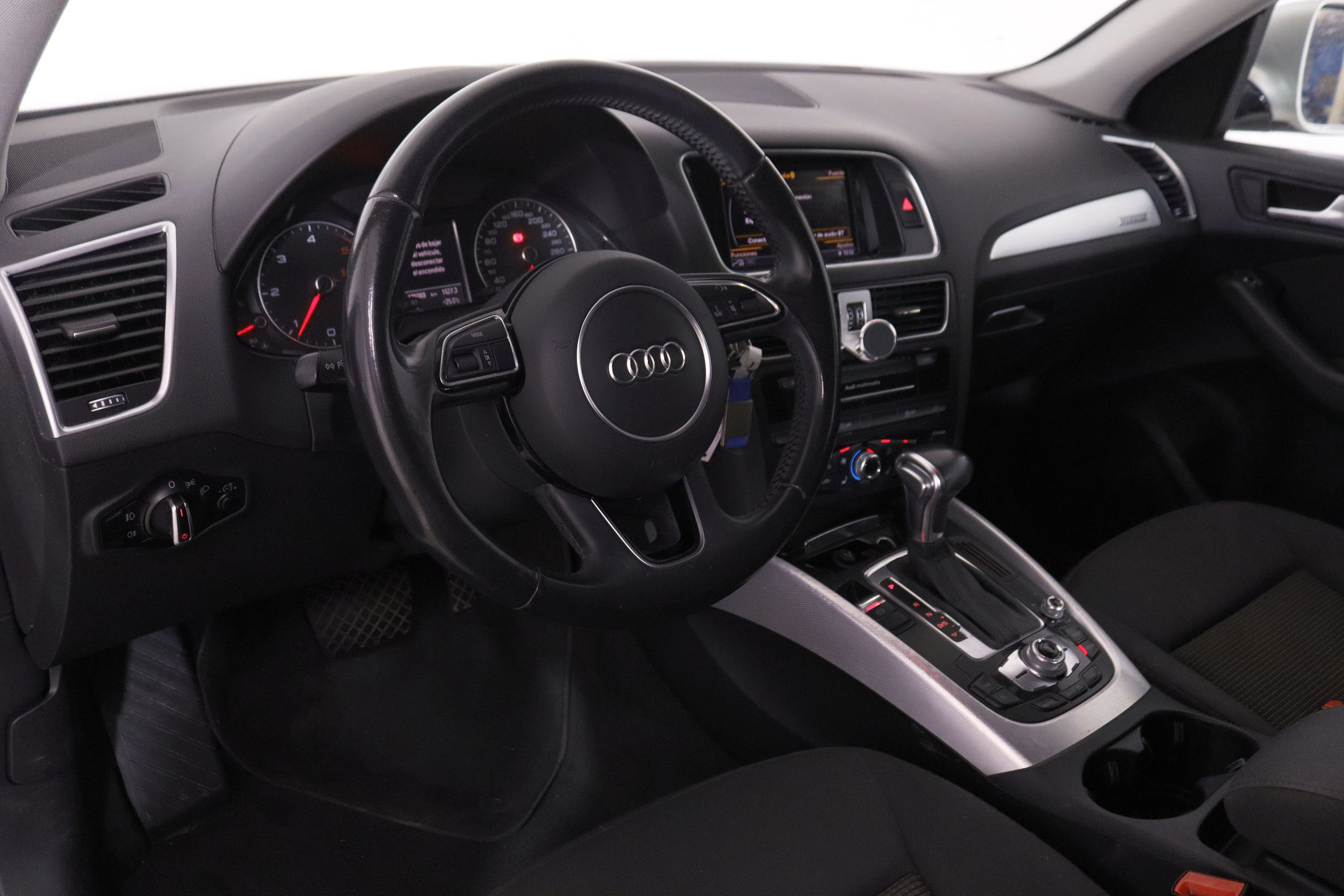 Audi Q5 2.0 TDI quattro - foto 11