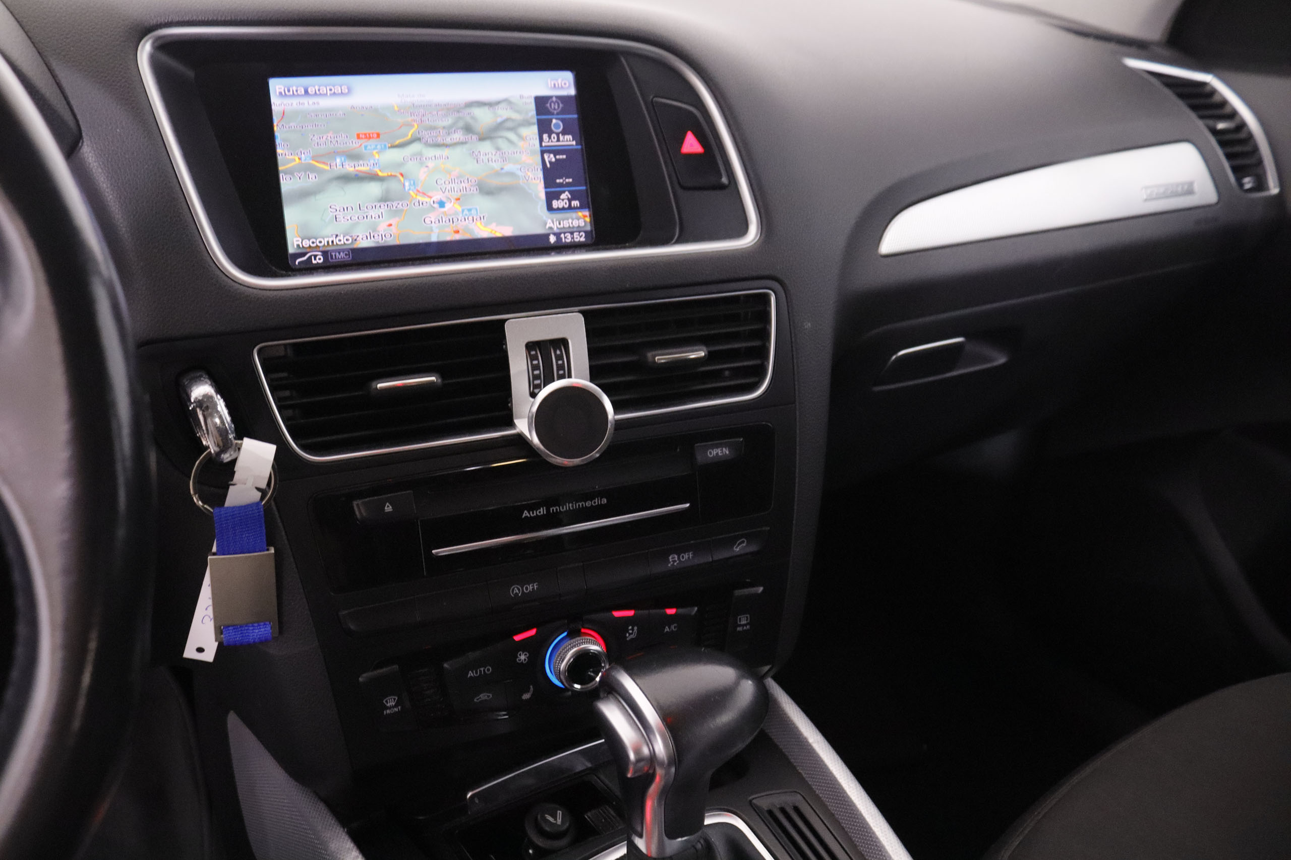 Audi Q5 2.0 TDI quattro - foto 13
