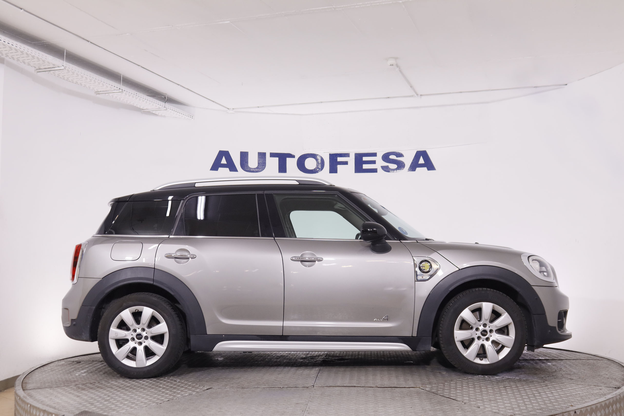 MINI Cooper Countryman Cooper SE ALL4 1.5 Hibrido Enchufable 4WD - foto 9