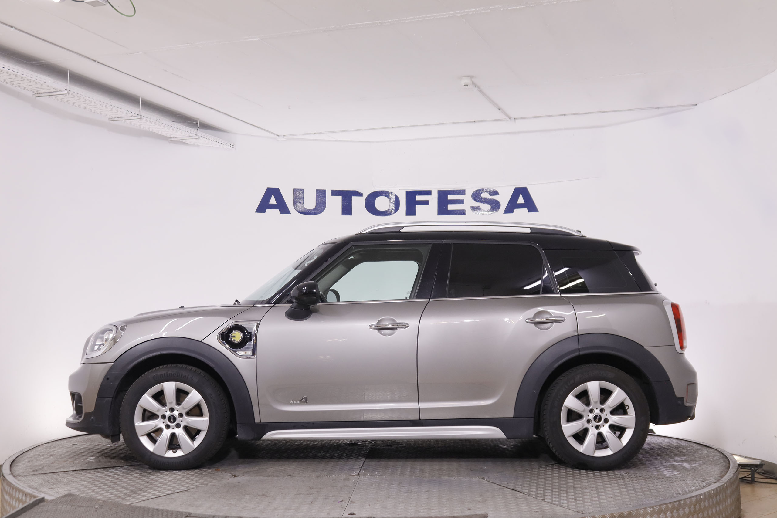 MINI Cooper Countryman Cooper SE ALL4 1.5 Hibrido Enchufable 4WD - foto 4