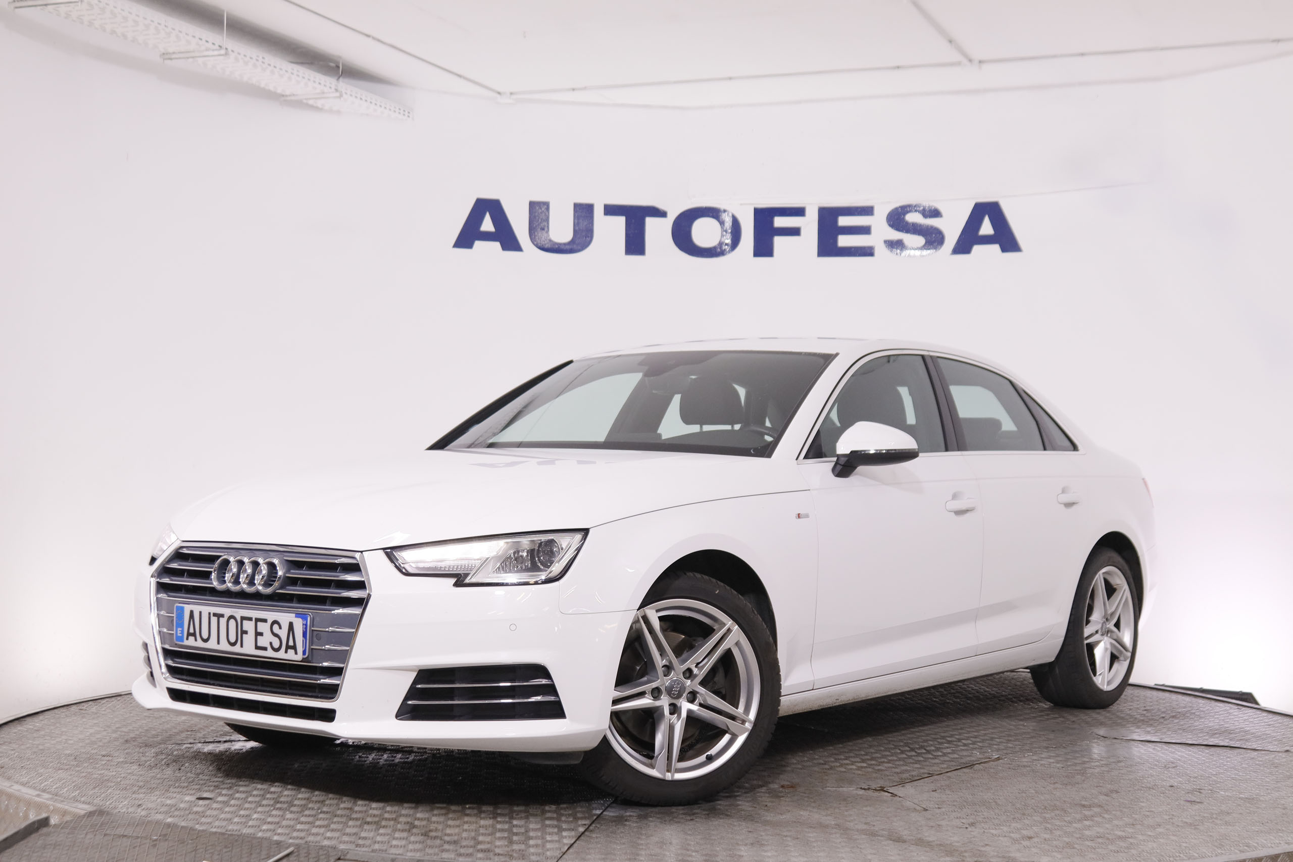 Audi A4 2.0 TFSI S-Tronic S-Line