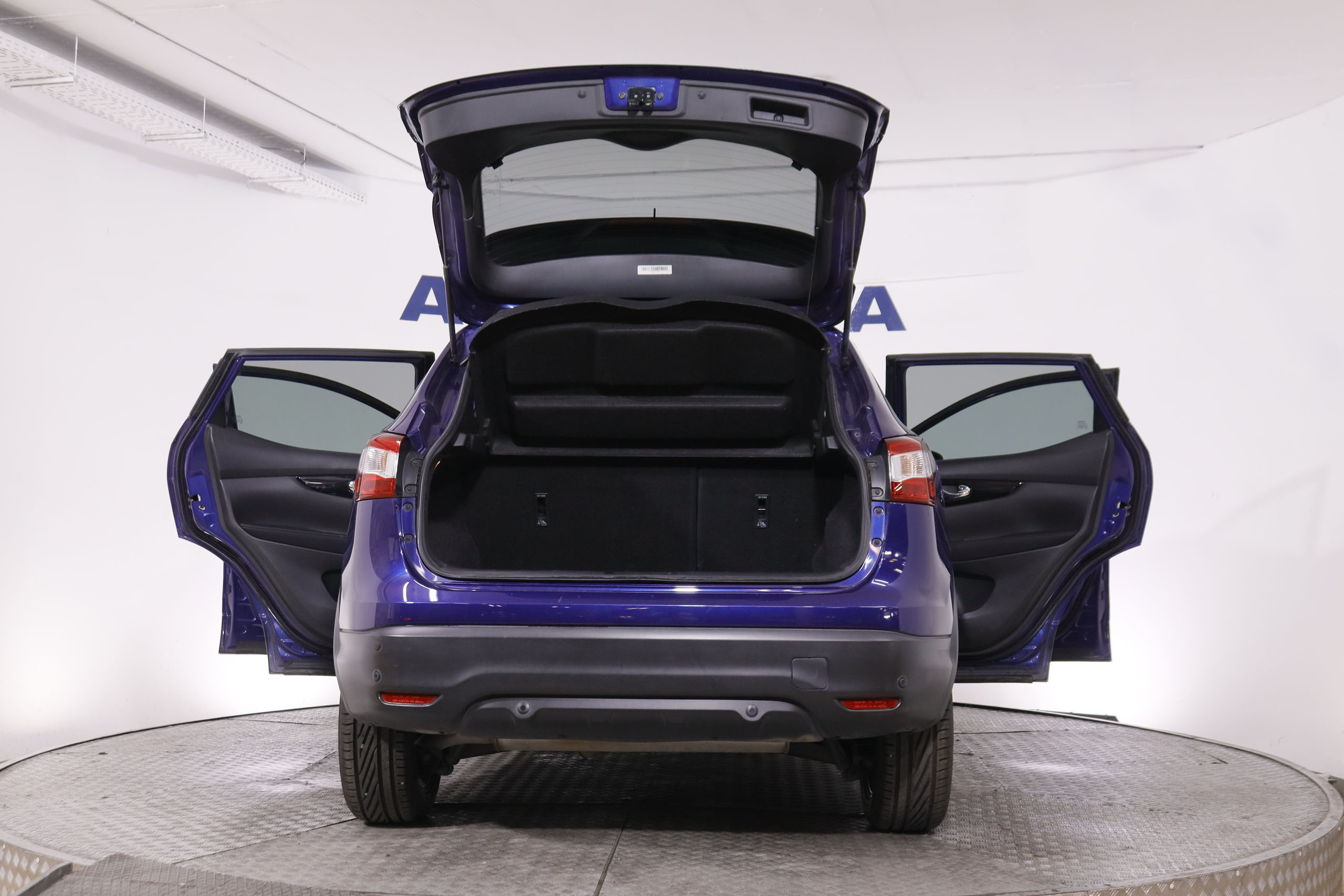 Nissan Qashqai 1.6 dCi Nconnecta - foto 9