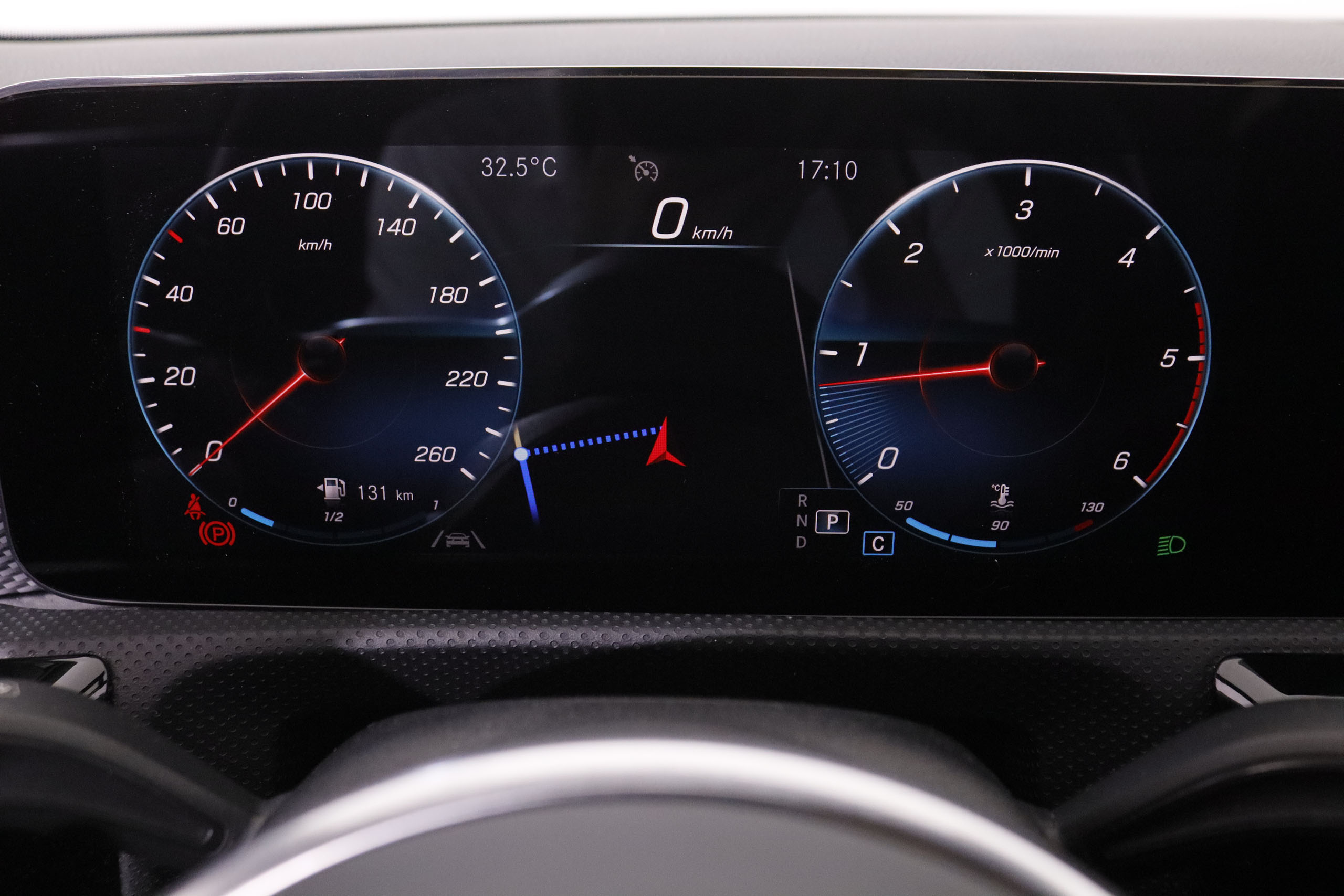 Mercedes-Benz CLA Clase CLA 220d Shooting Brake DCT - foto 16
