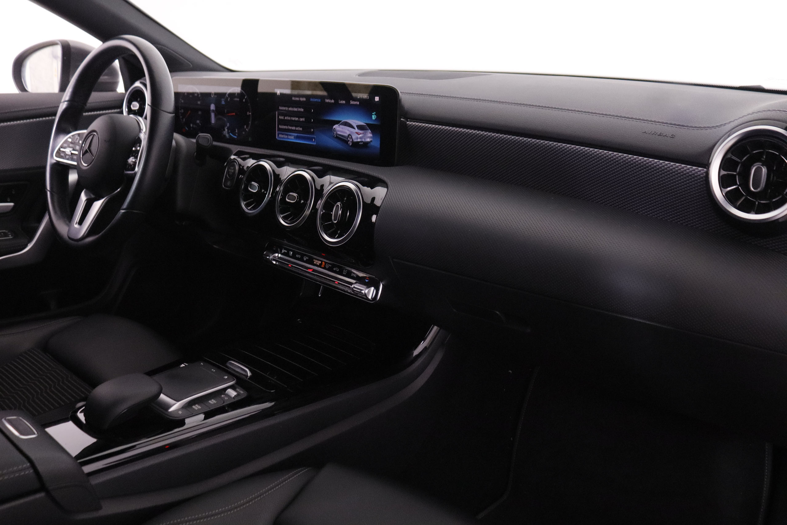 Mercedes-Benz CLA Clase CLA 220d Shooting Brake DCT - foto 12