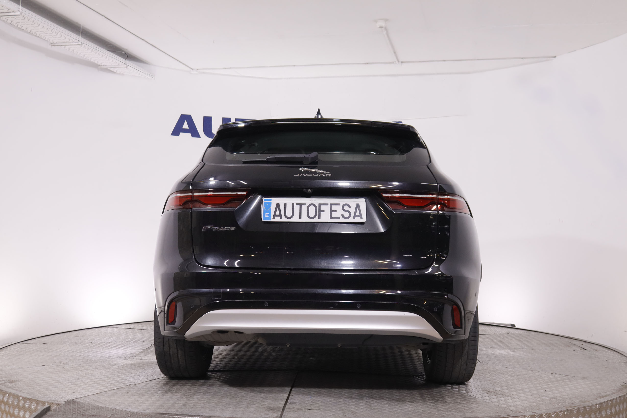 Jaguar F-Pace 2.0D I4 AWD MHEV S - foto 6