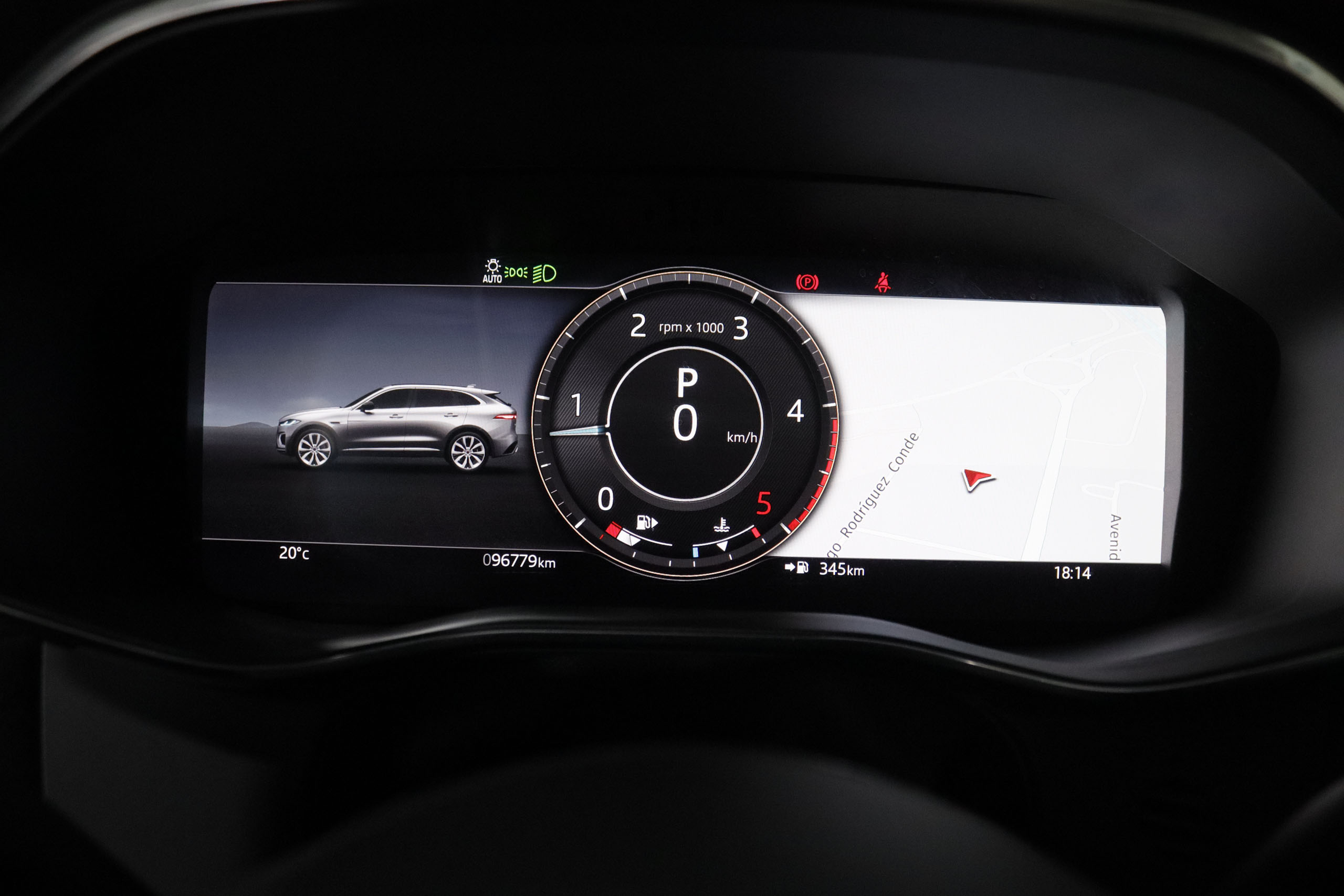 Jaguar F-Pace 2.0D I4 AWD MHEV S - foto 18