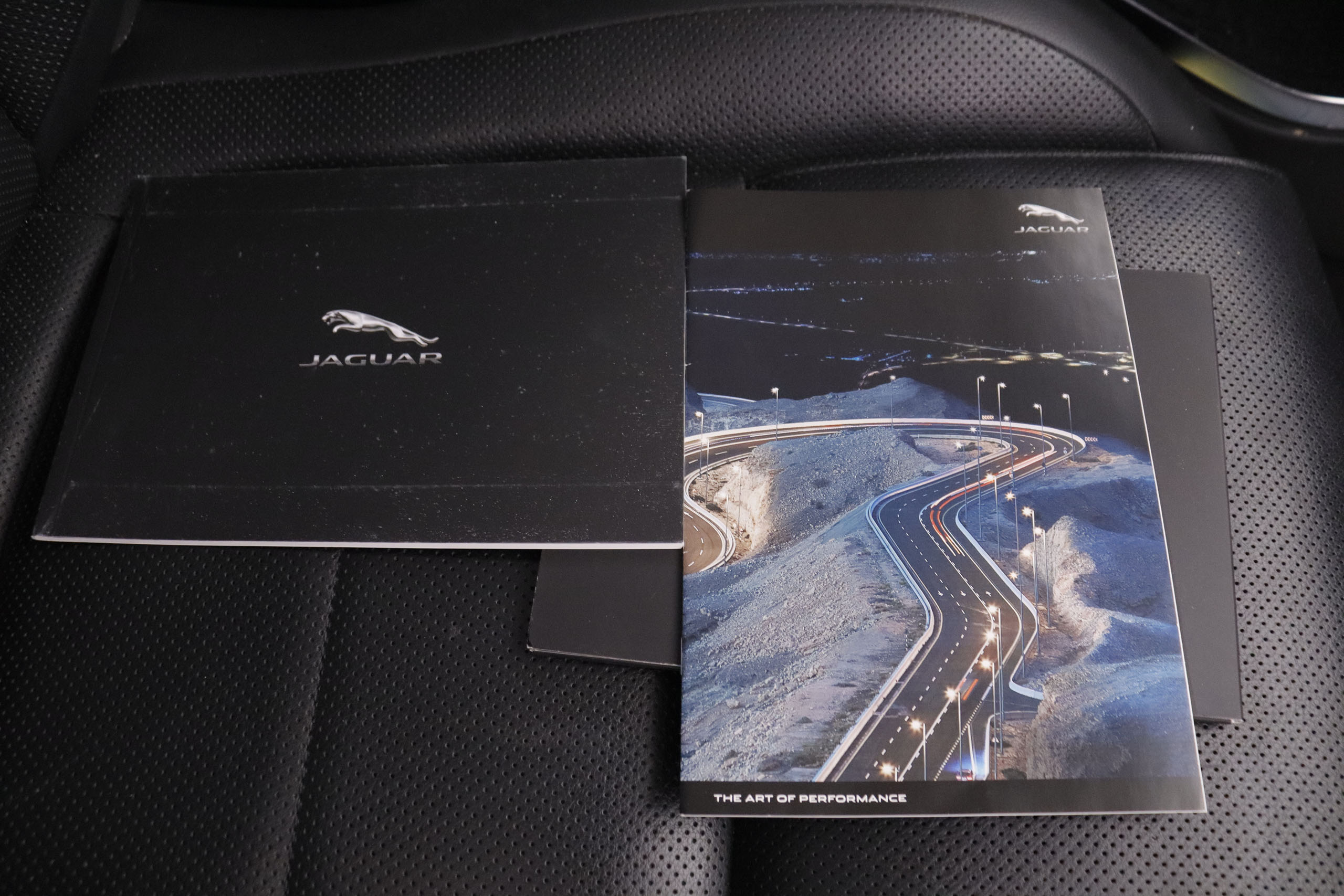 Jaguar F-Pace 2.0D I4 AWD MHEV S - foto 25