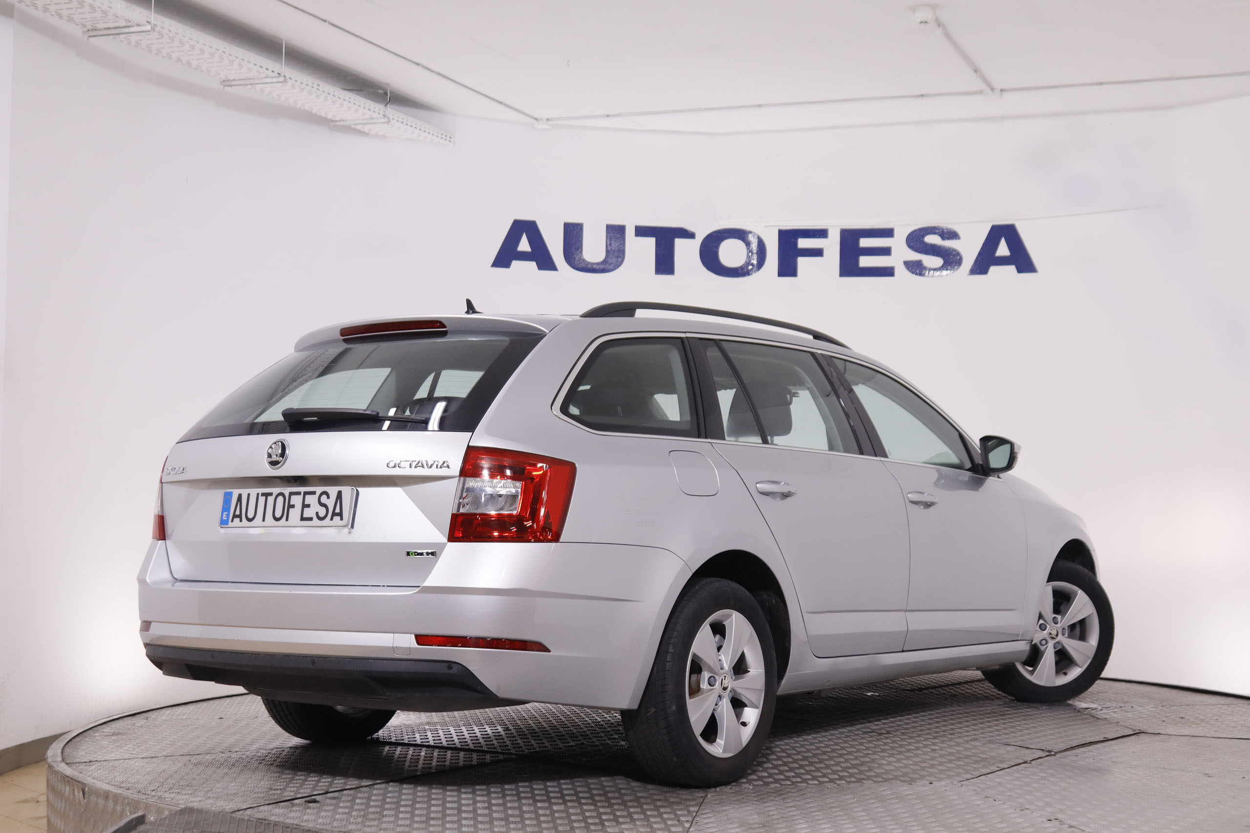 Škoda Octavia Combi 1.5 TGI Ambition GAS CNG DSG - foto 5