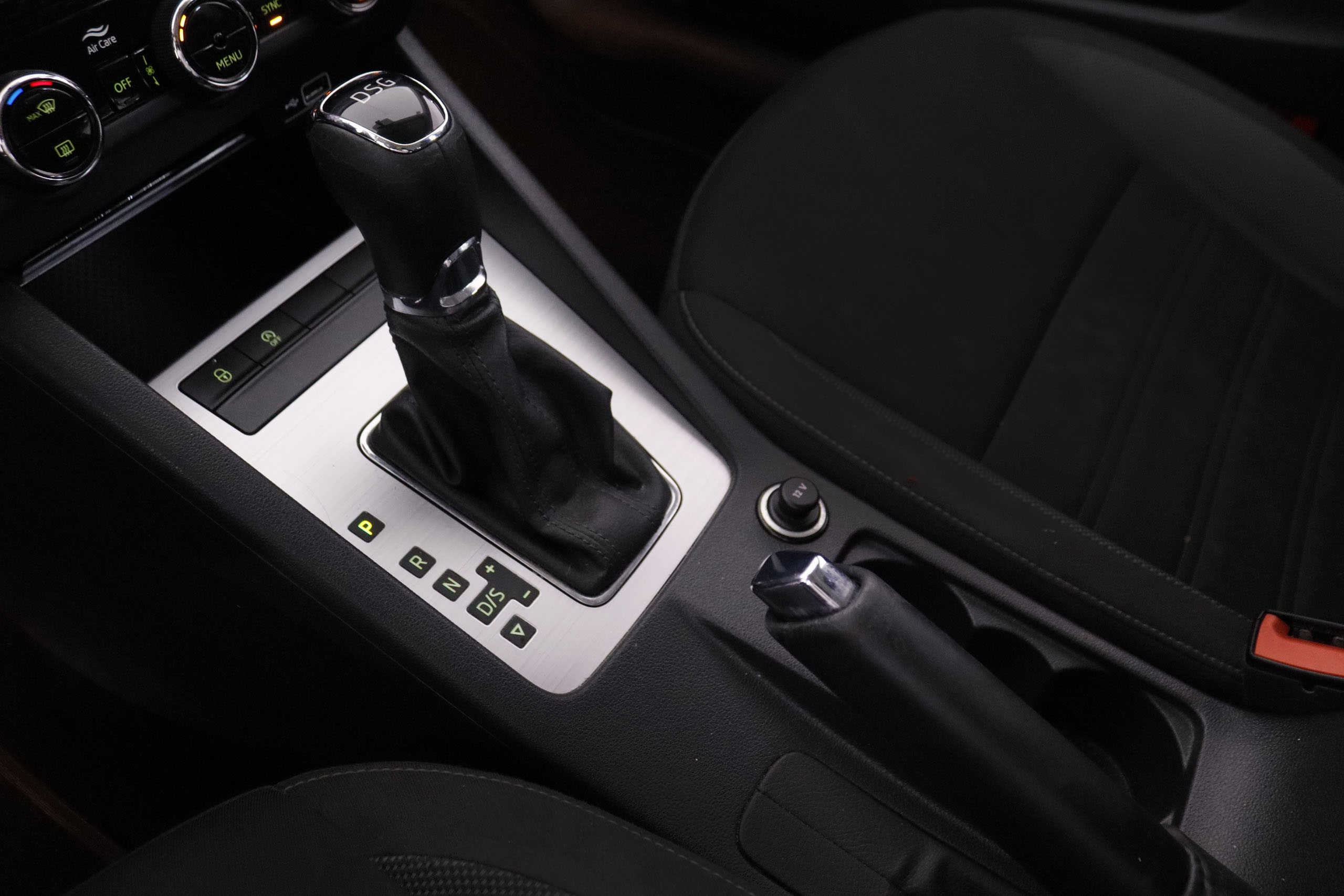 Škoda Octavia Combi 1.5 TGI Ambition GAS CNG DSG - foto 14