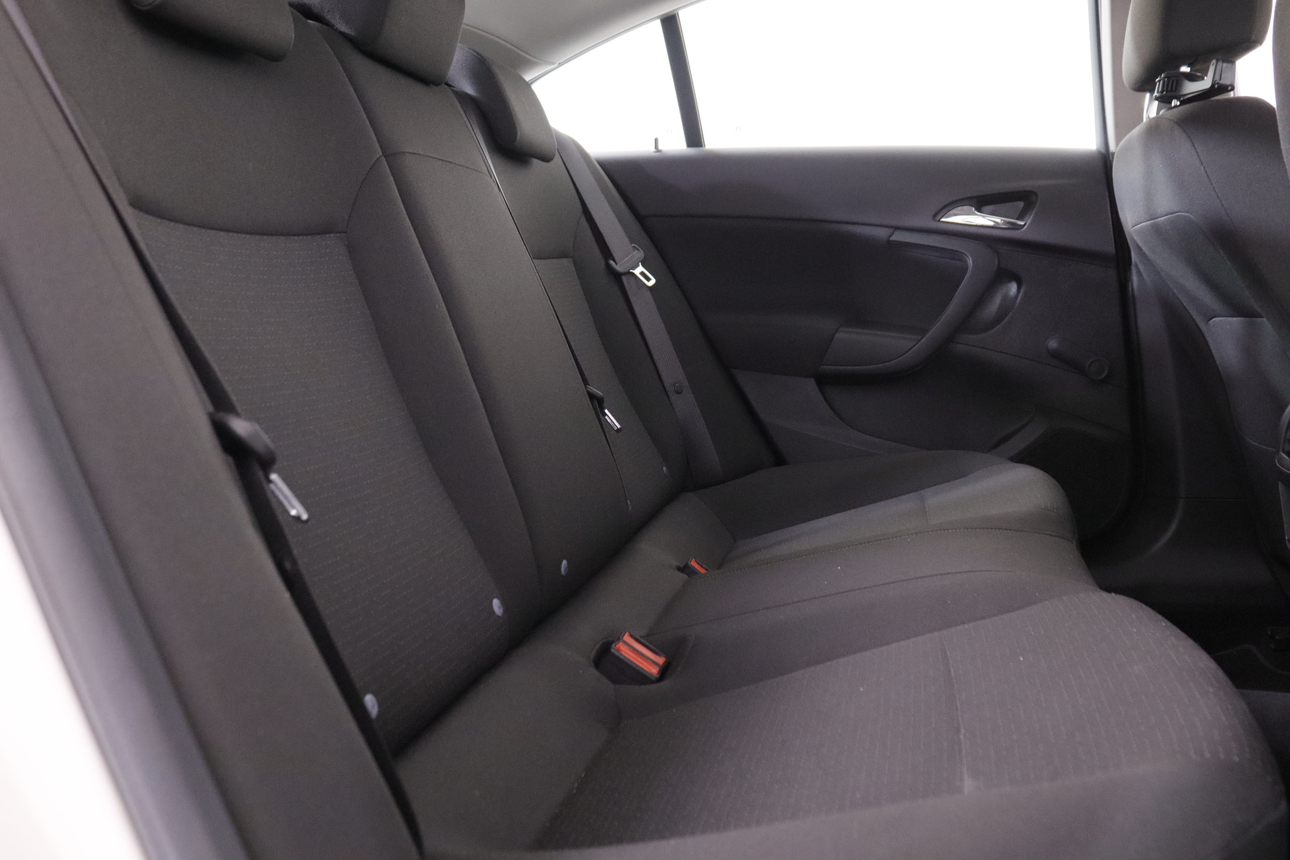 Opel Insignia 1.4 Turbo - foto 18