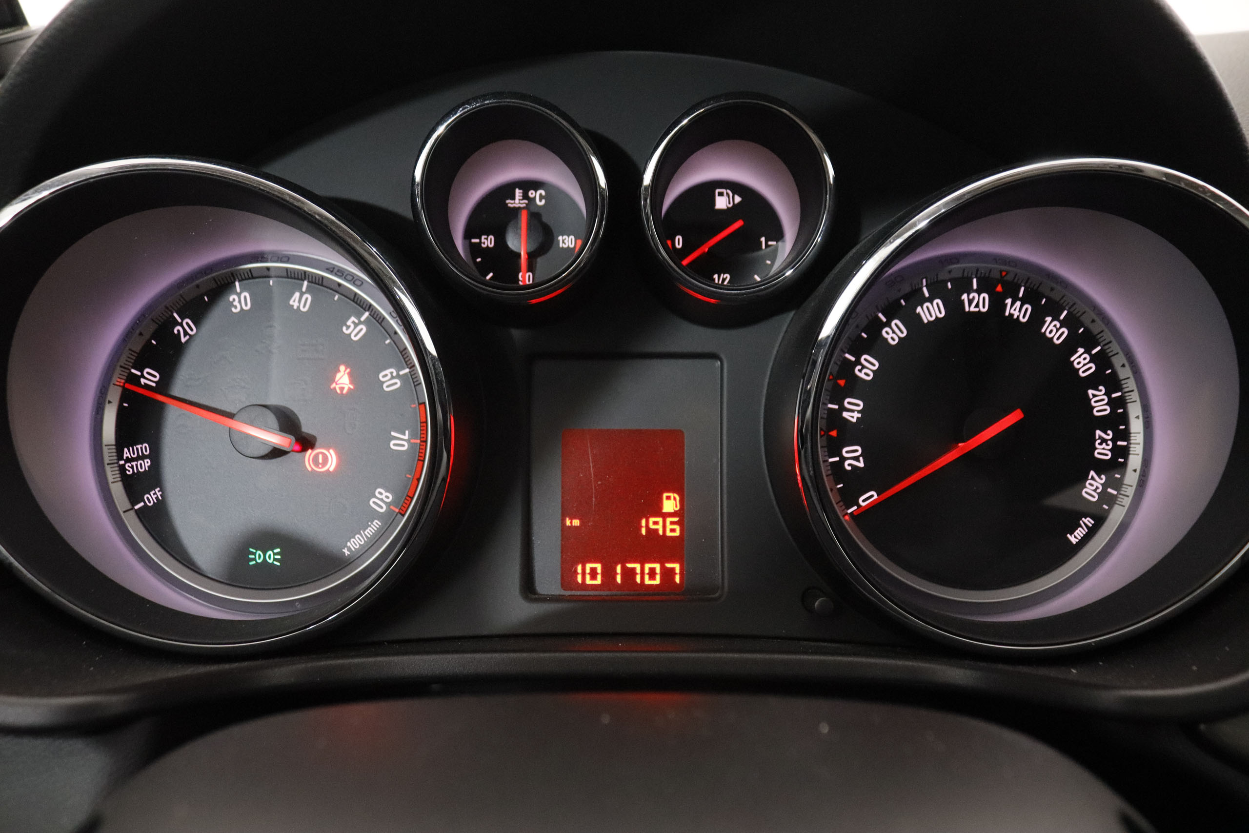 Opel Insignia 1.4 Turbo - foto 14