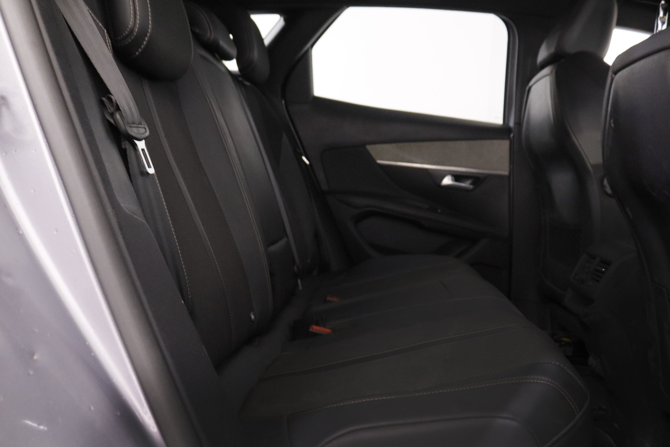 Peugeot 3008 1.5 PHEV EAT8 GT Hybrid4 AWD - foto 26