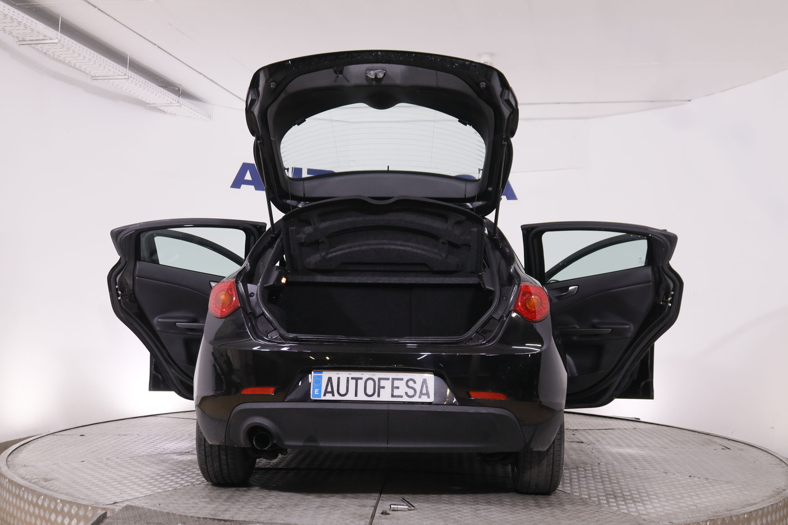Alfa Romeo Giulietta 1.4 TB Distinctive - foto 9