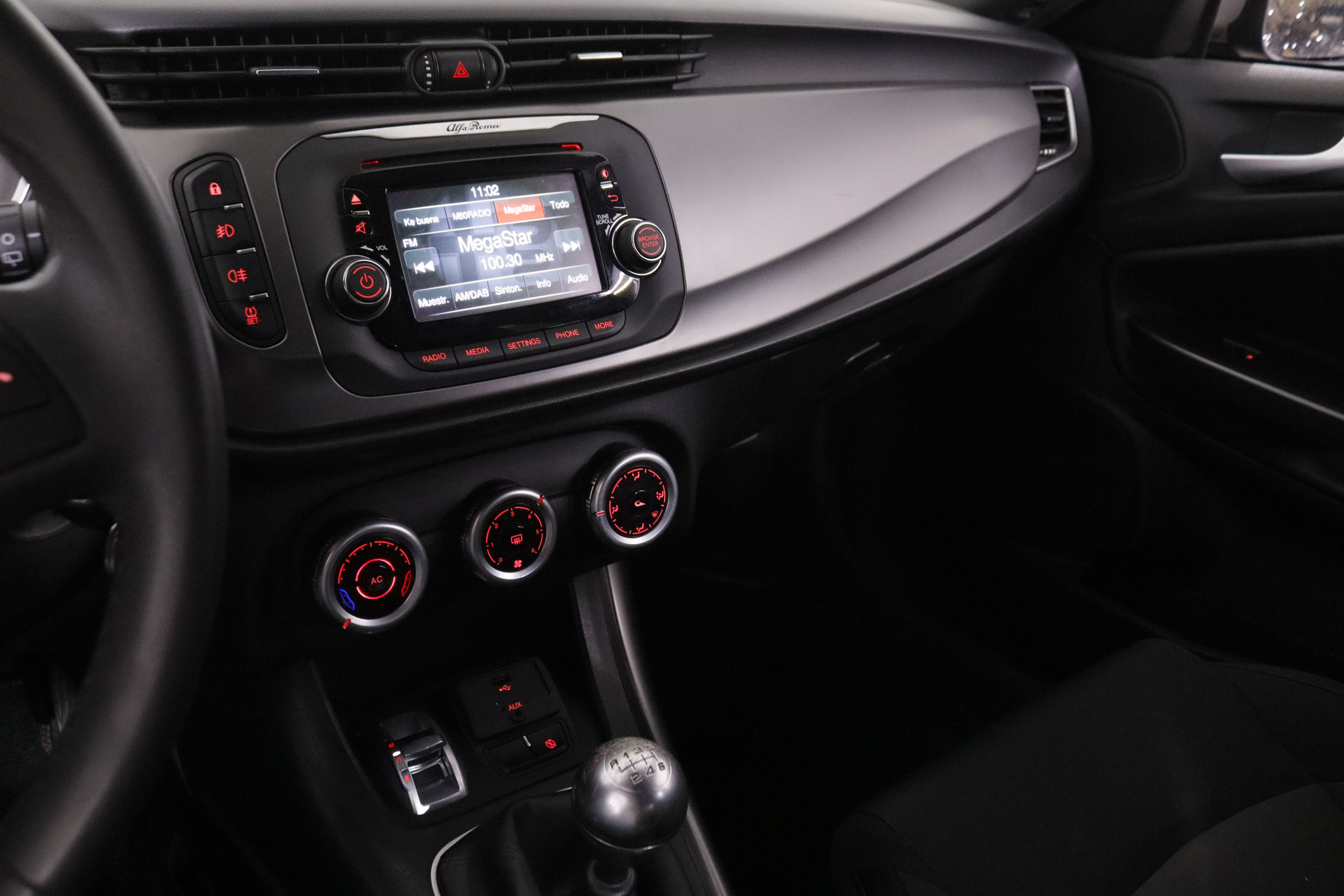 Alfa Romeo Giulietta 1.4 TB Distinctive - foto 15