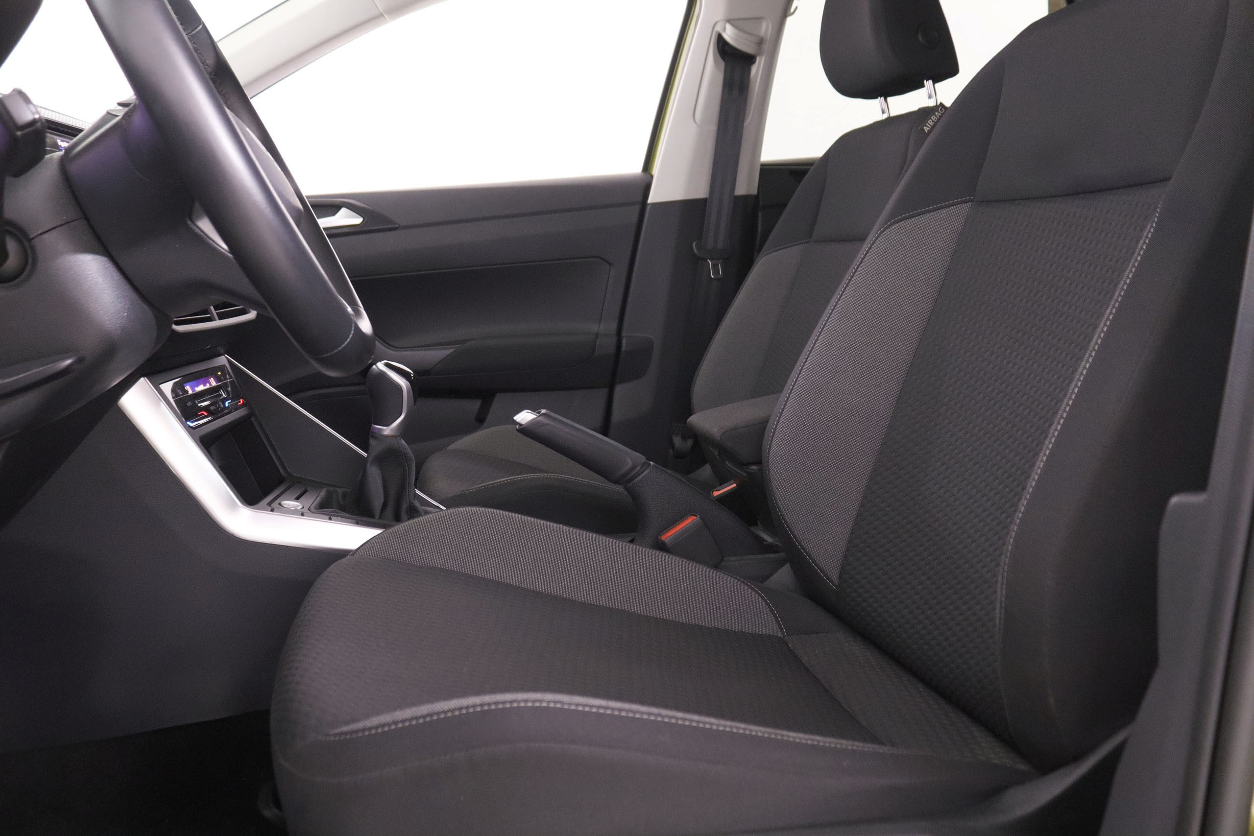 Volkswagen Taigo 1.0 TSI MAS - foto 19