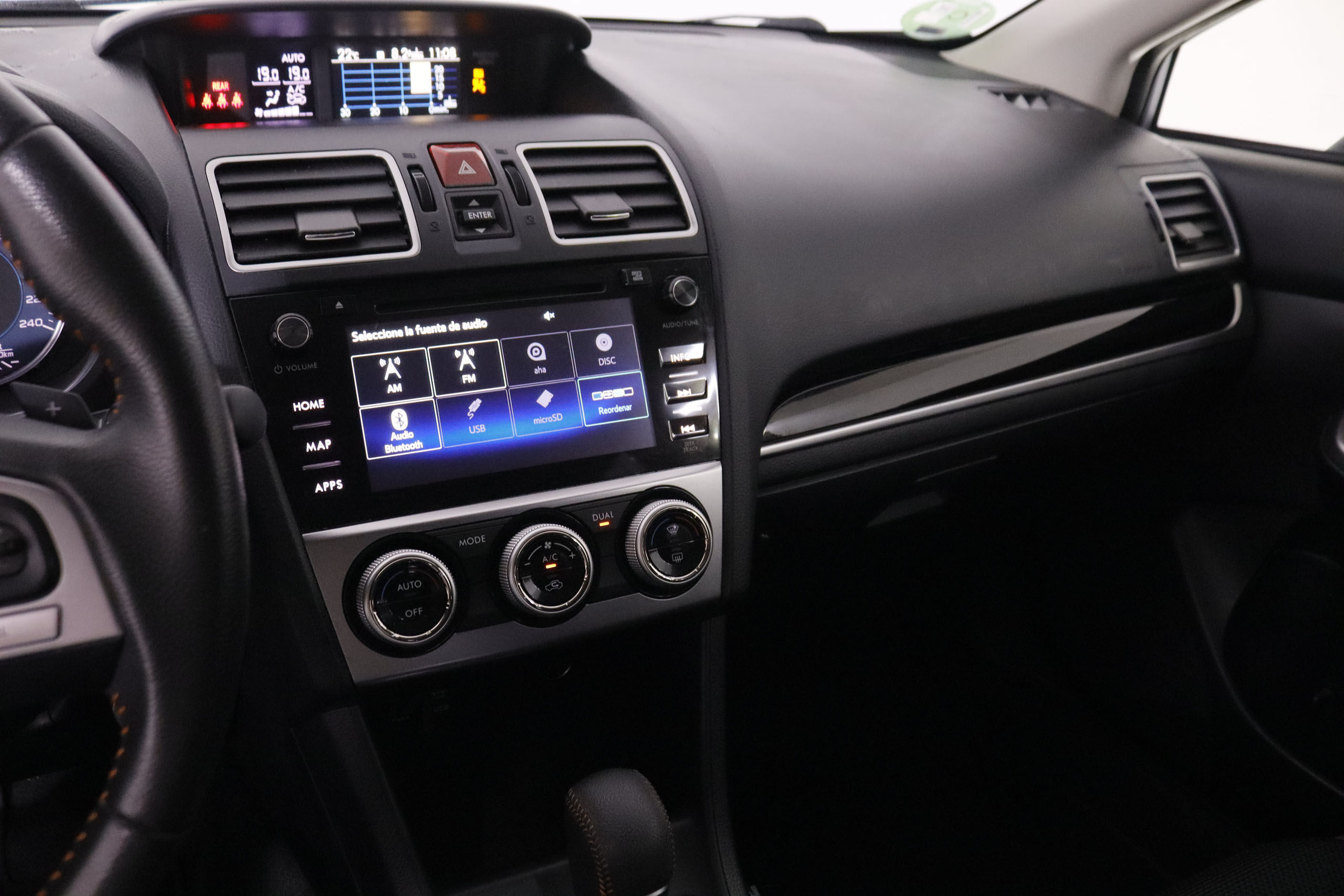 Subaru XV 2.0i Executive 4x4 - foto 14