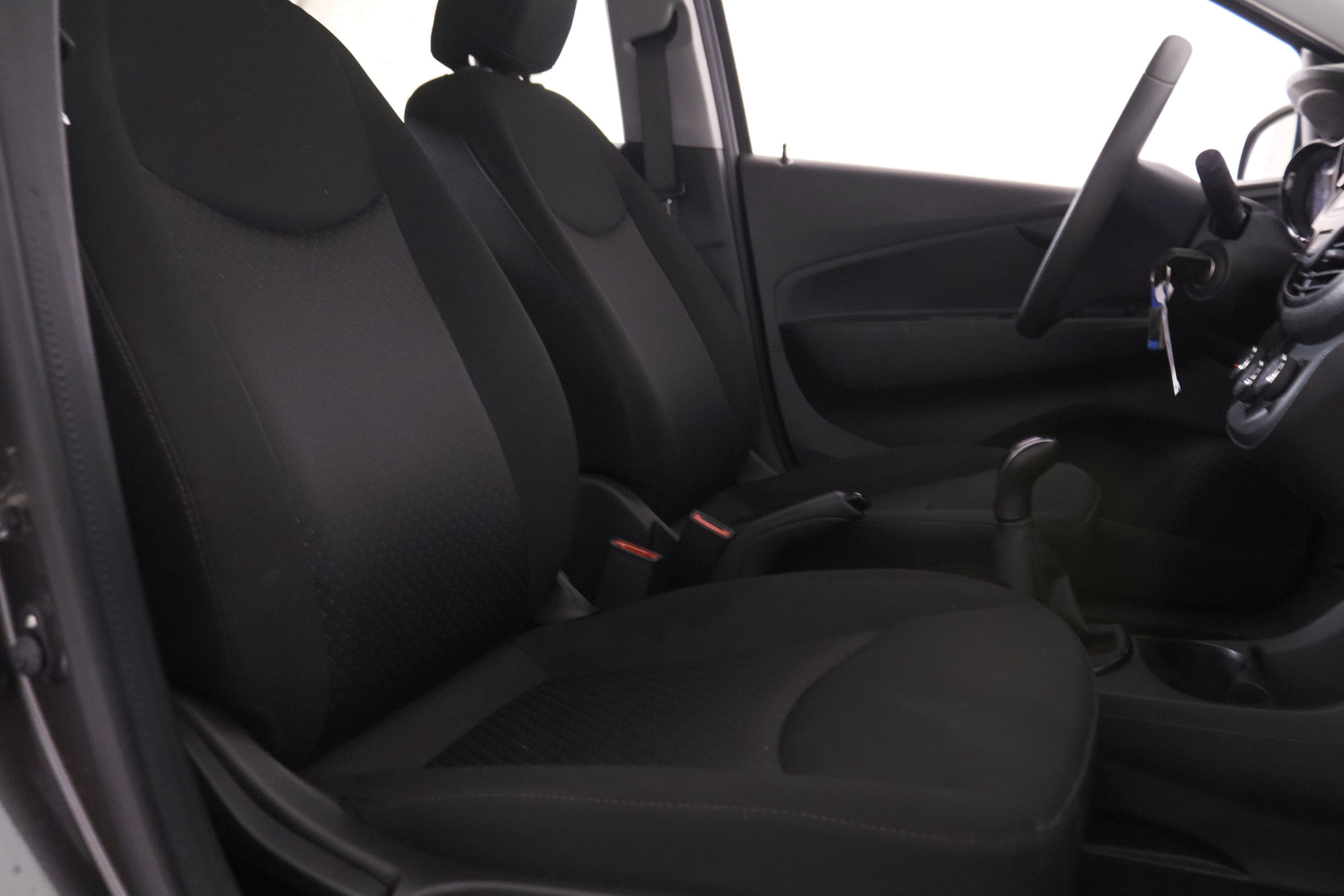 Opel Karl 1.0 Ecotec Cosmo - foto 17