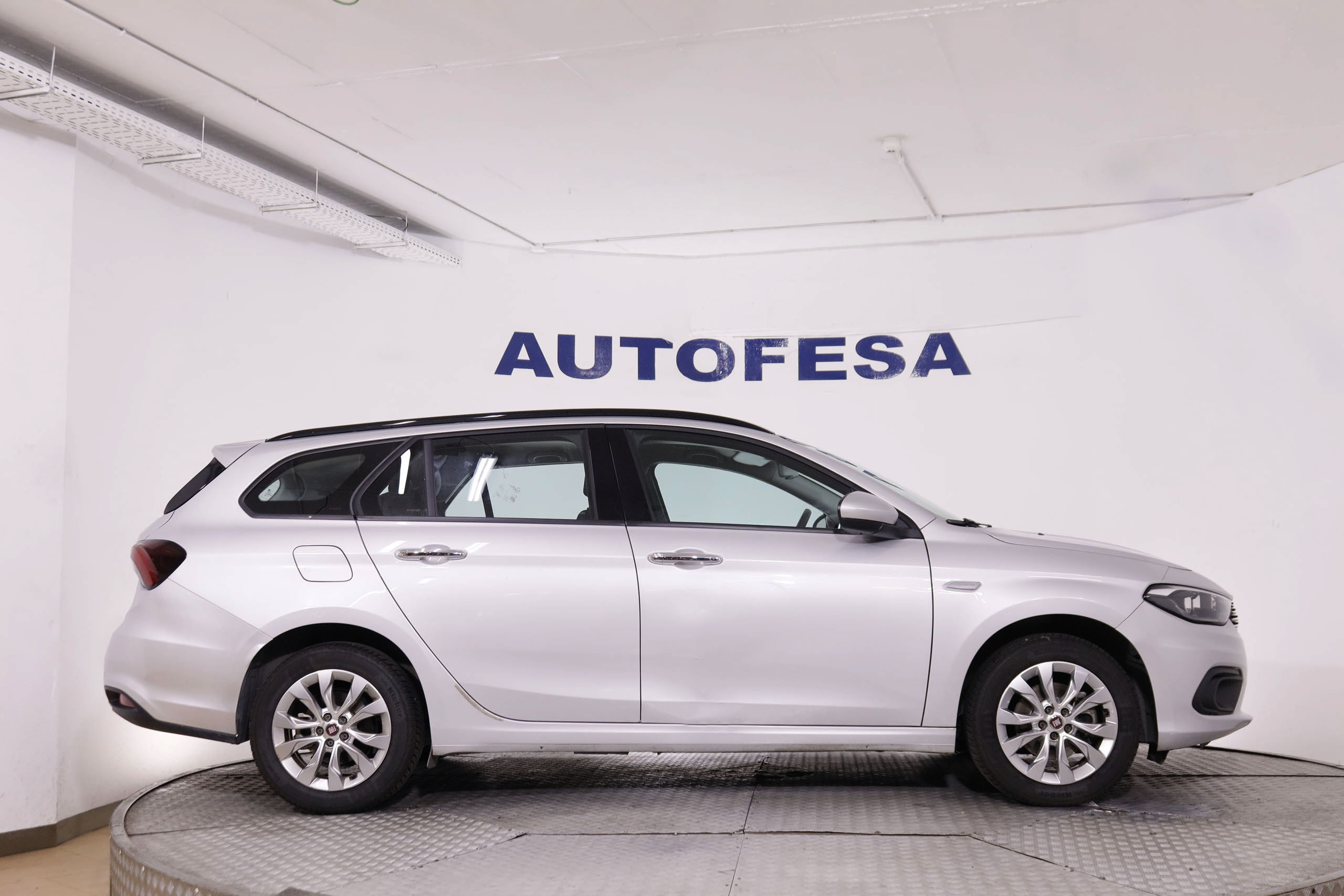 Fiat Tipo SW 1.4 T-Jet - foto 8