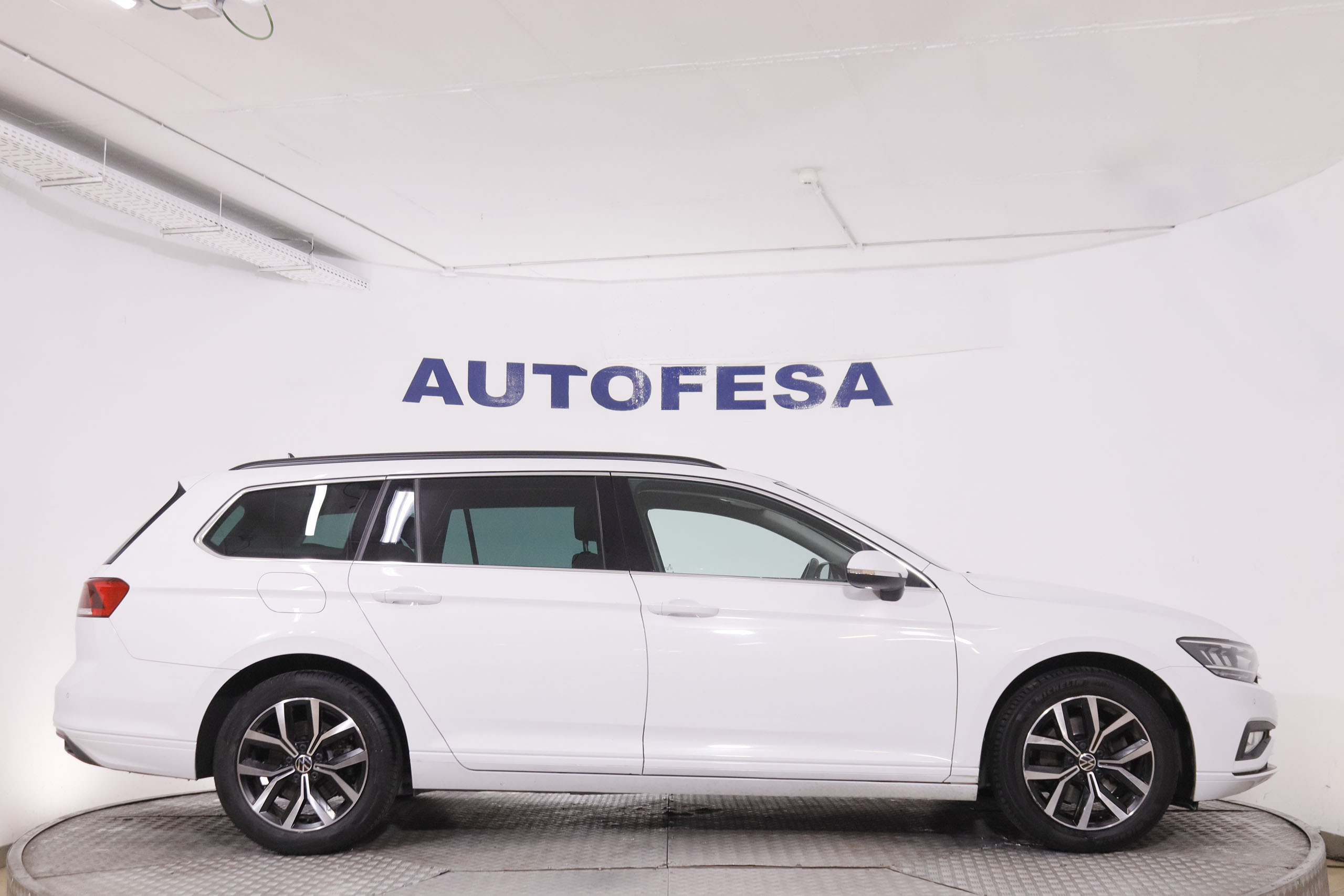 Volkswagen Passat Variant 2.0 TDI Executive DSG - foto 7