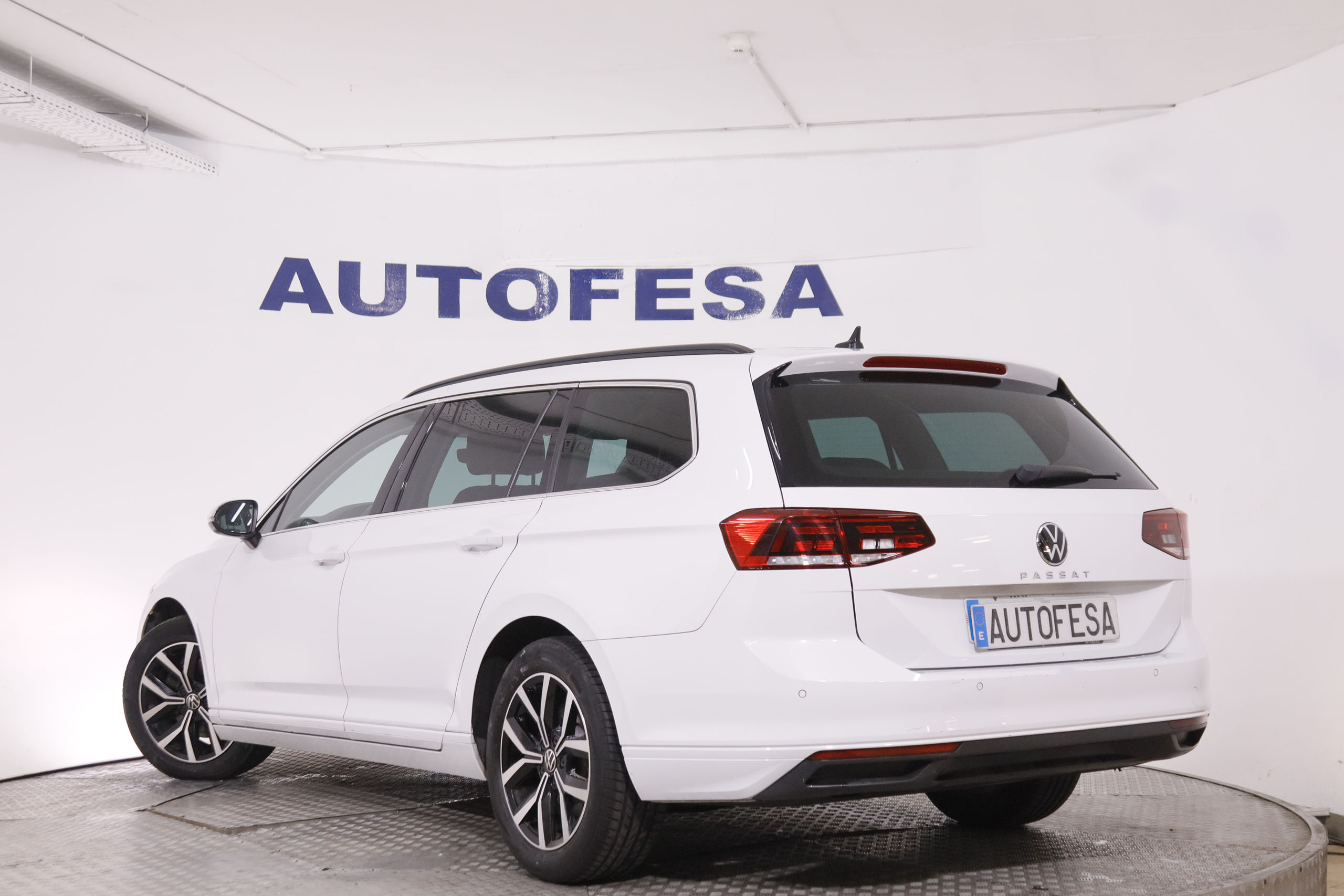 Volkswagen Passat Variant 2.0 TDI Executive DSG - foto 4