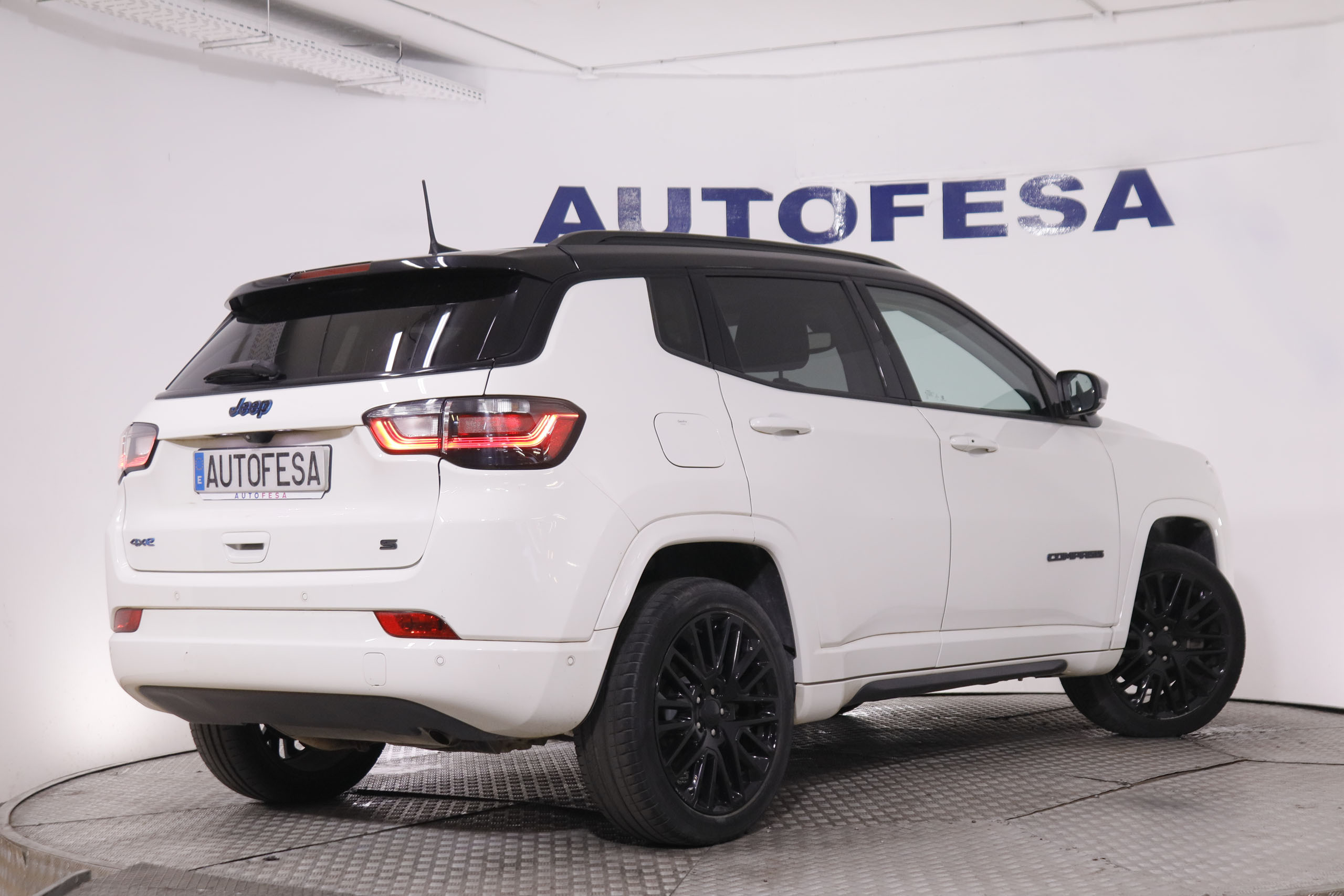 Jeep Compass 1.3 PHEV S 4xe - foto 5