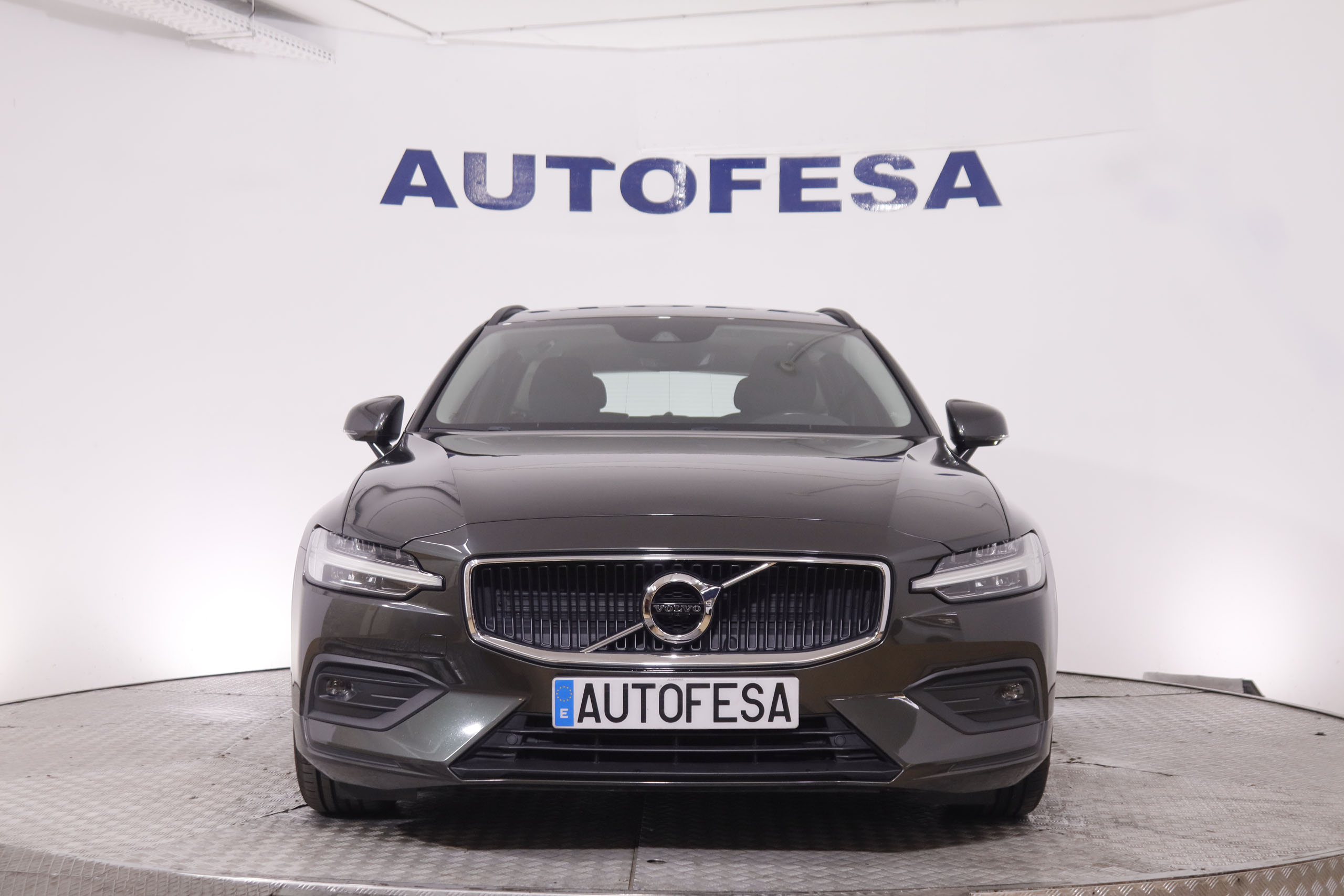 Volvo V60 2.0 D3 Momentum - foto 8